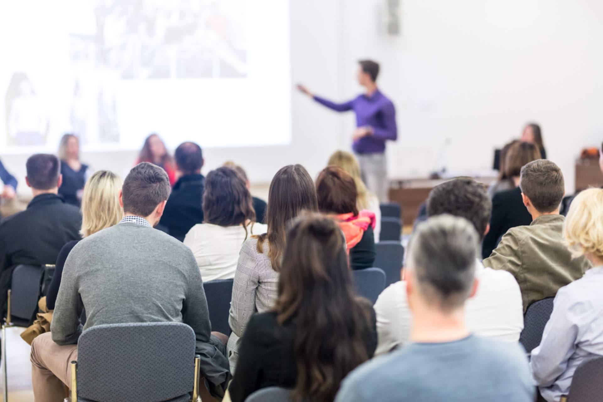 Escuela Superior de Empresas ofrece formación para personas que desean crecer en el ámbito laboral