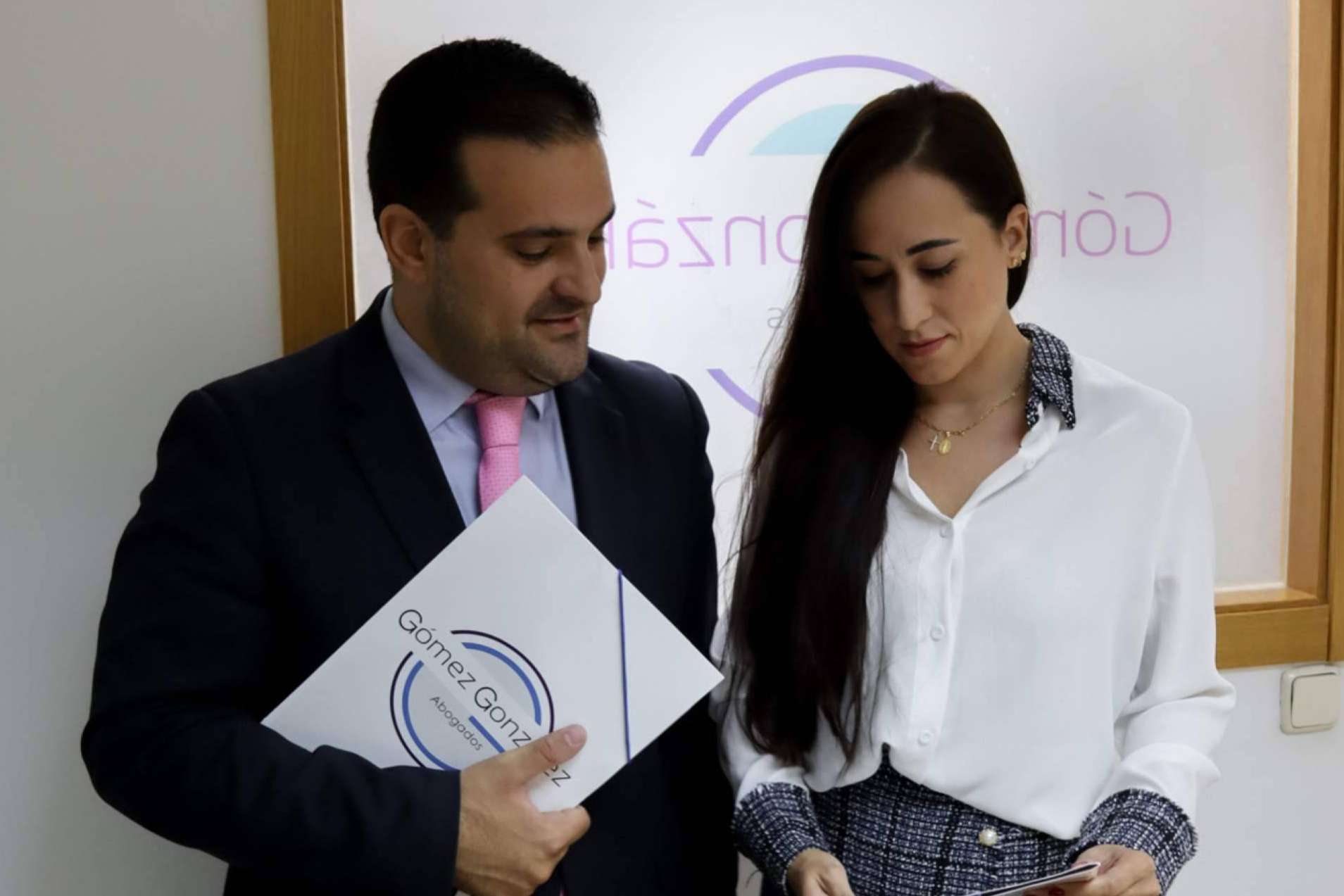 Un abogado laboral puede ser una figura clave en las situaciones de vulneración de los derechos de los empleados, por DABOGADOS