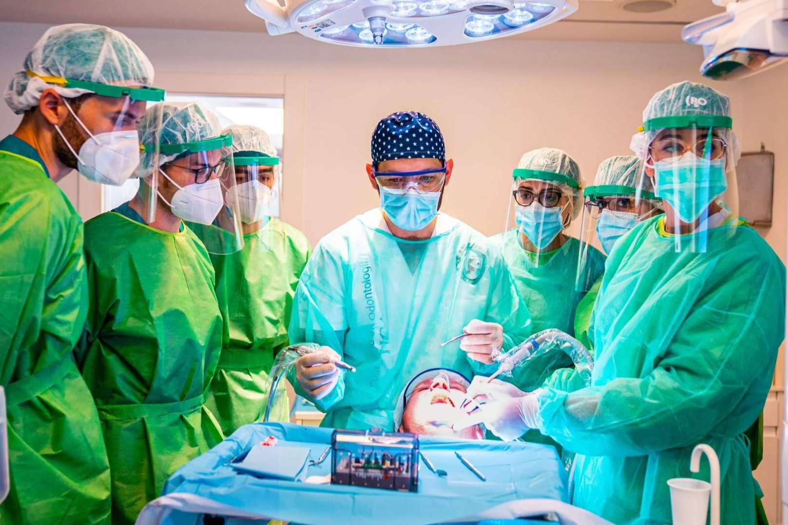Por qué estudiar un postgrado en odontología