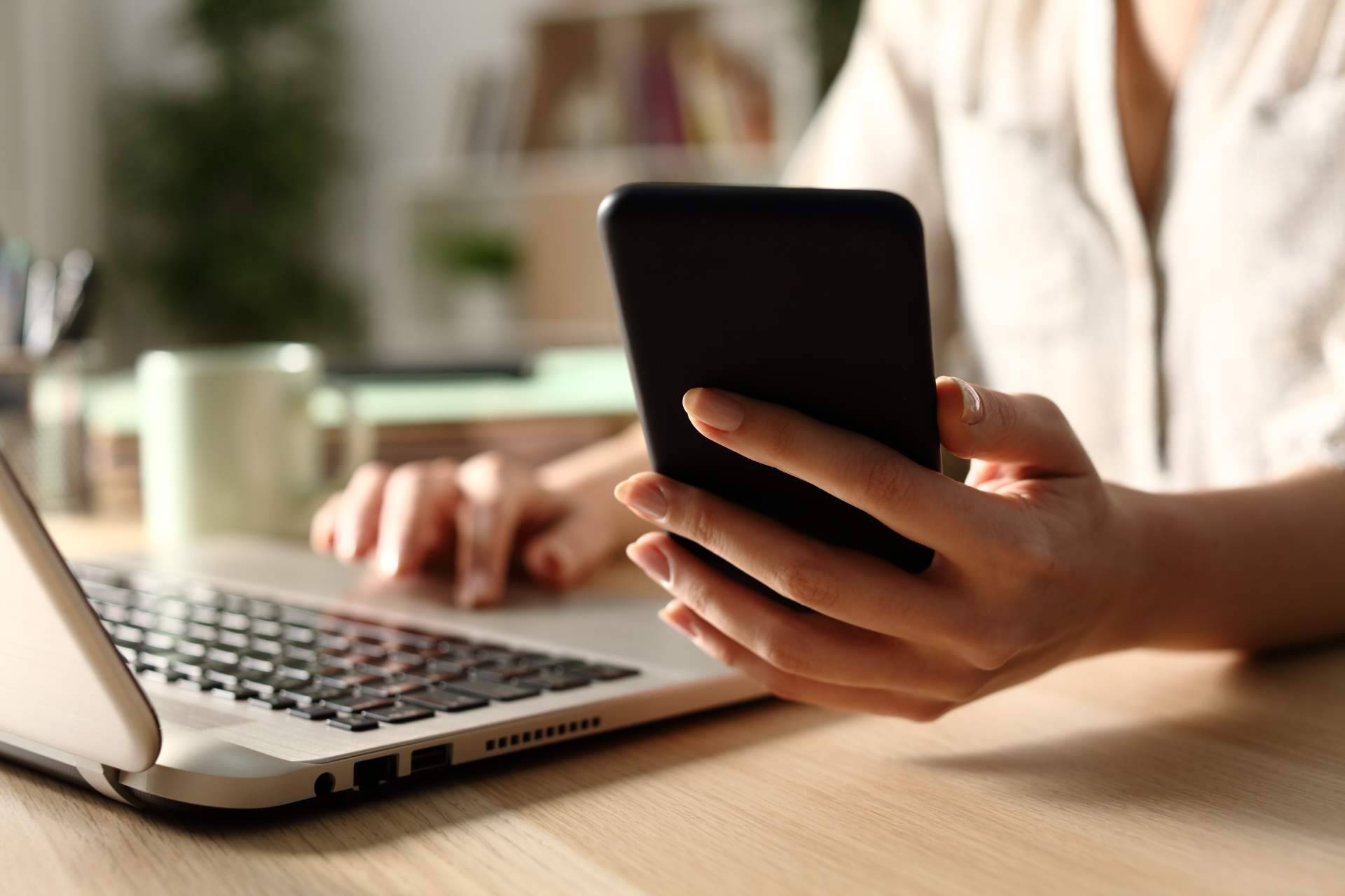 Aprender a usar WhatsApp con Ados Asesoría Alternativa