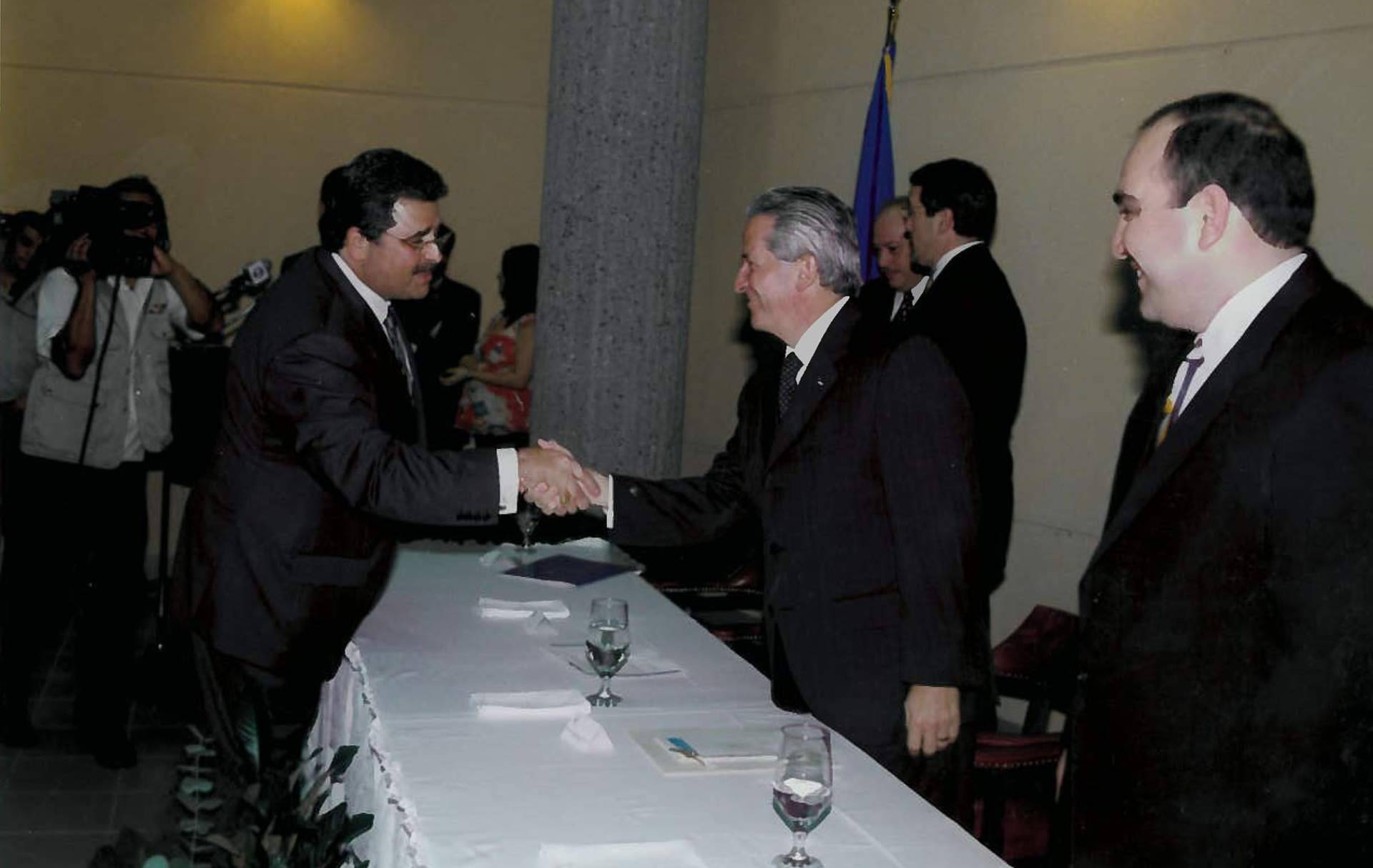 Schucry Kafie arraiga su compromiso en Honduras con Grupo K