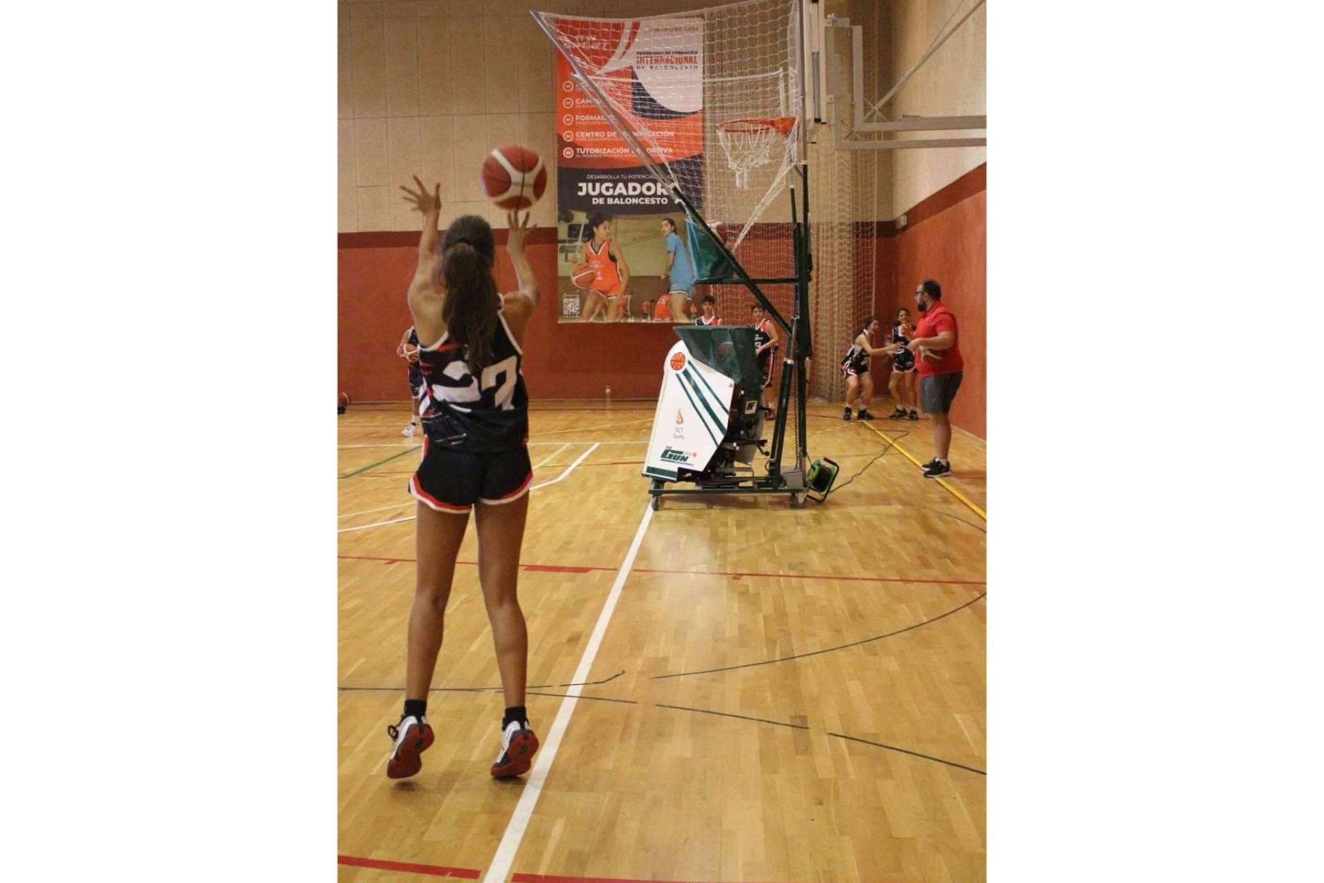 ITW Sport ofrece un programa de entrenamiento con máquinas de tiro de baloncesto