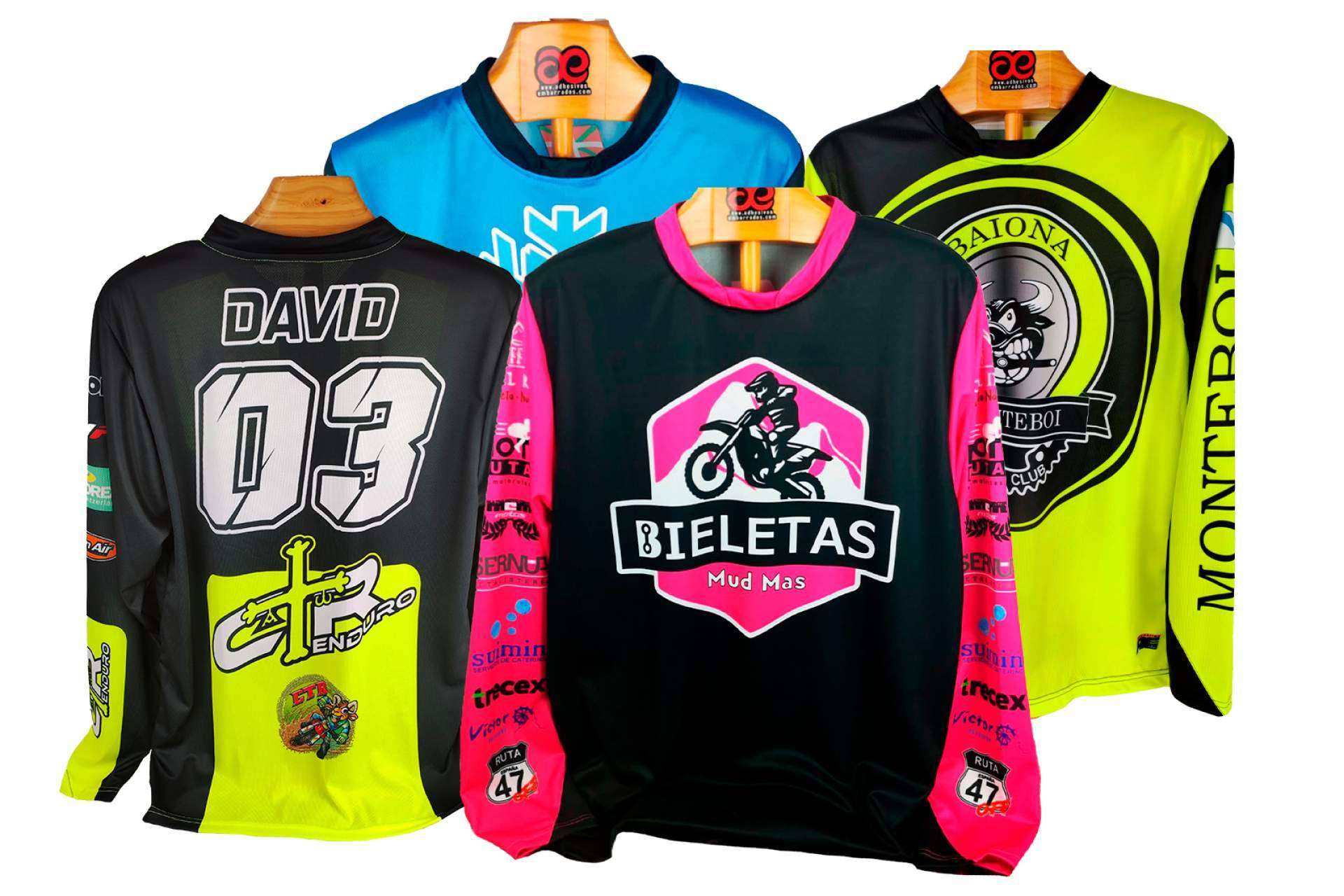 ¿Dónde encontrar camisetas personalizadas de motocross? ADHESIVOSEMBARRADOS