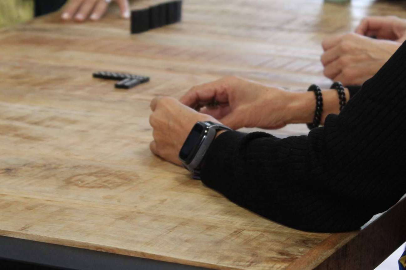 Con el reloj localizador de SaveFamily se puede ayudar a las personas mayores cuando más lo necesitan