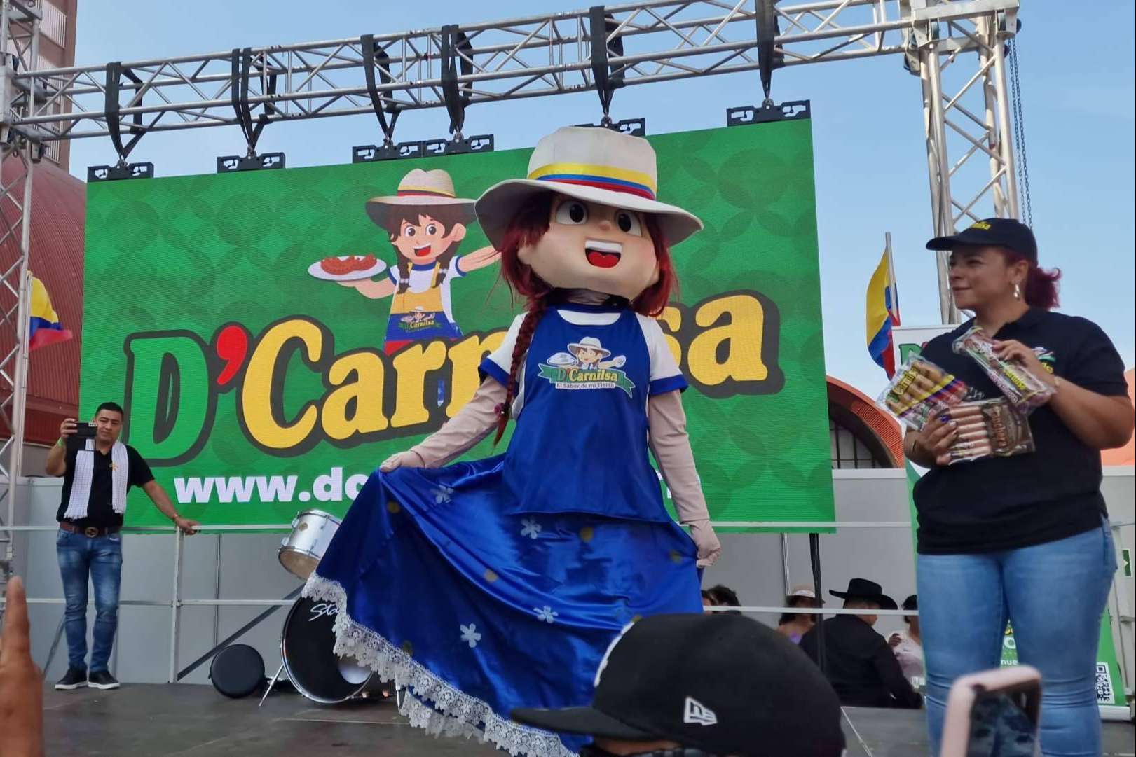 D'Carnilsa lleva el auténtico sabor del chorizo santarrosano de Colombia a España y Europa