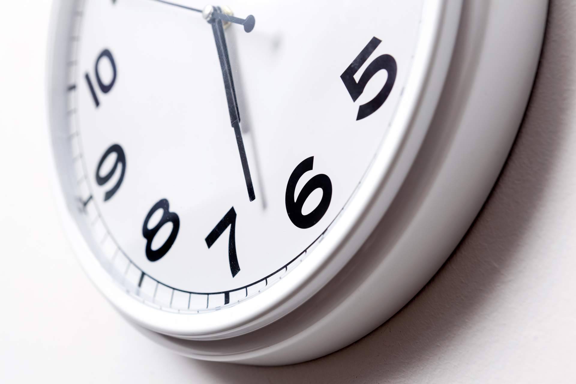 Optimización del control horario de una empresa con soluciones personalizadas de integraciones con sistemas