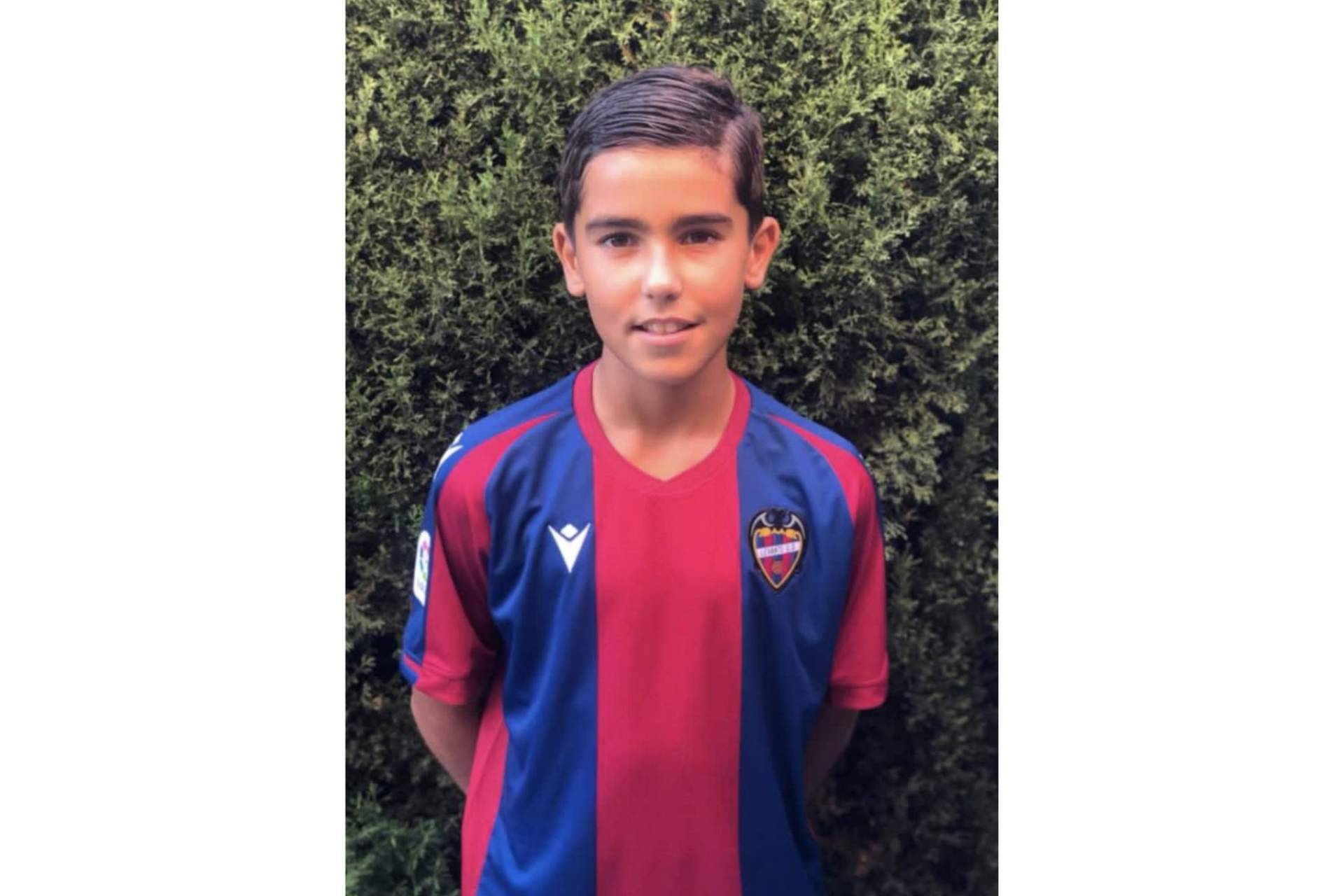 El futbolista de 14 años, Roi Lopez 10