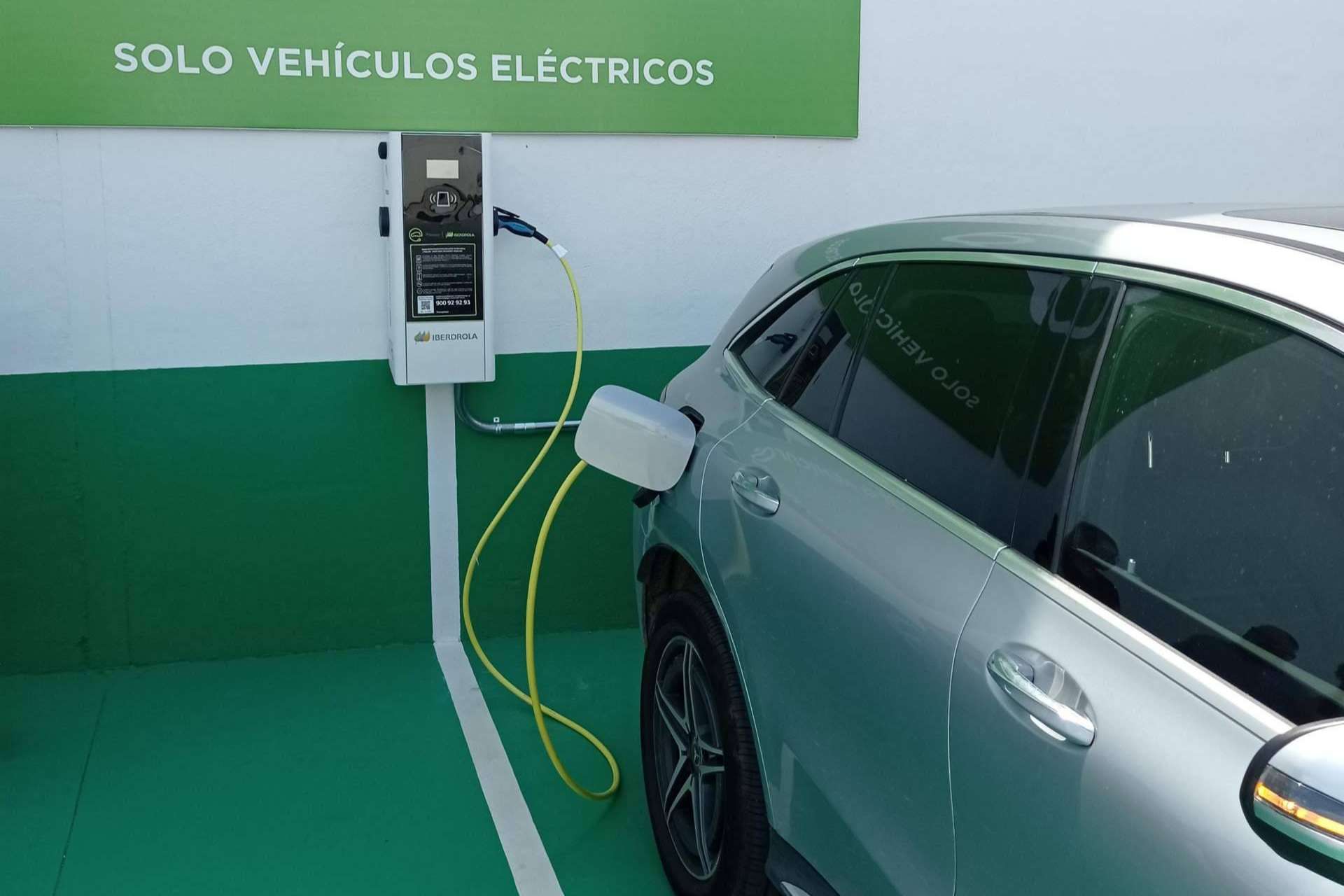 La empresa española Ingeniería Aplicada impulsa proyectos de instalación de puntos de recarga de vehículos eléctricos