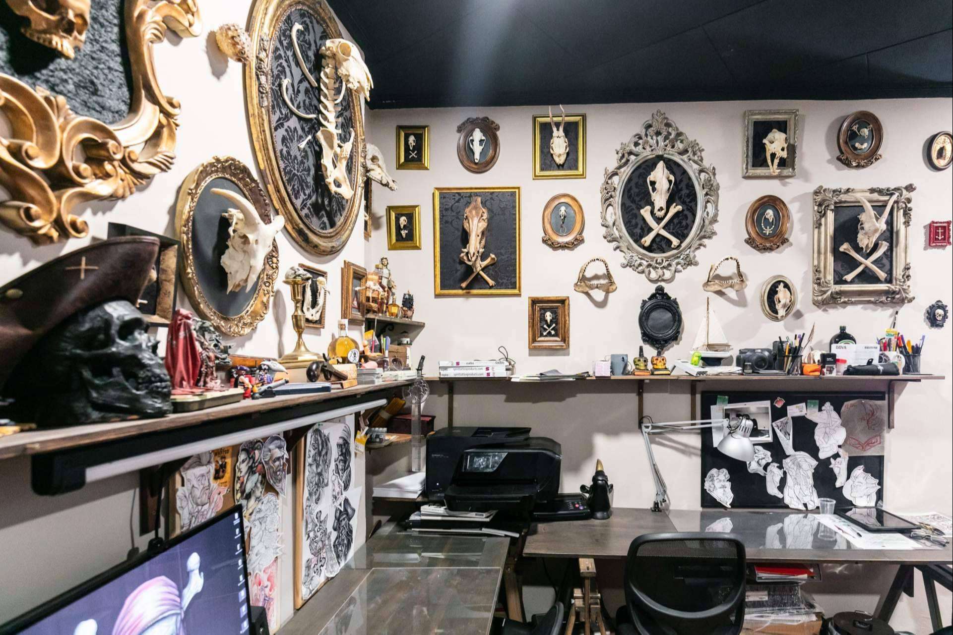 Uno de los mejores estudios de tatuajes en Valencia en el que personalizar un proyecto de tattoo es la Piratería Tattoo Ship