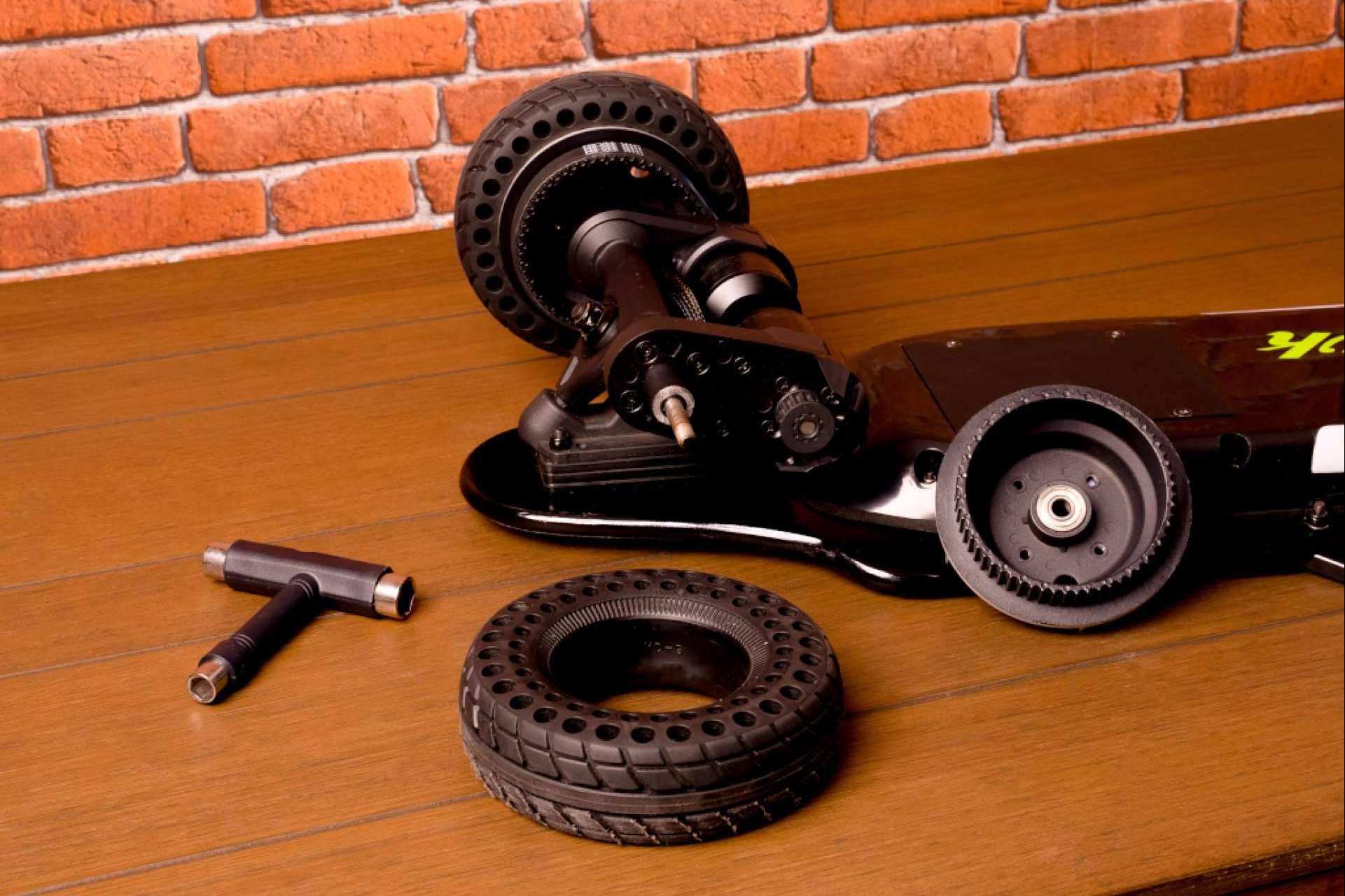 Consideraciones a tener en cuenta para el mantenimiento de un skate eléctrico, por Tomahawk