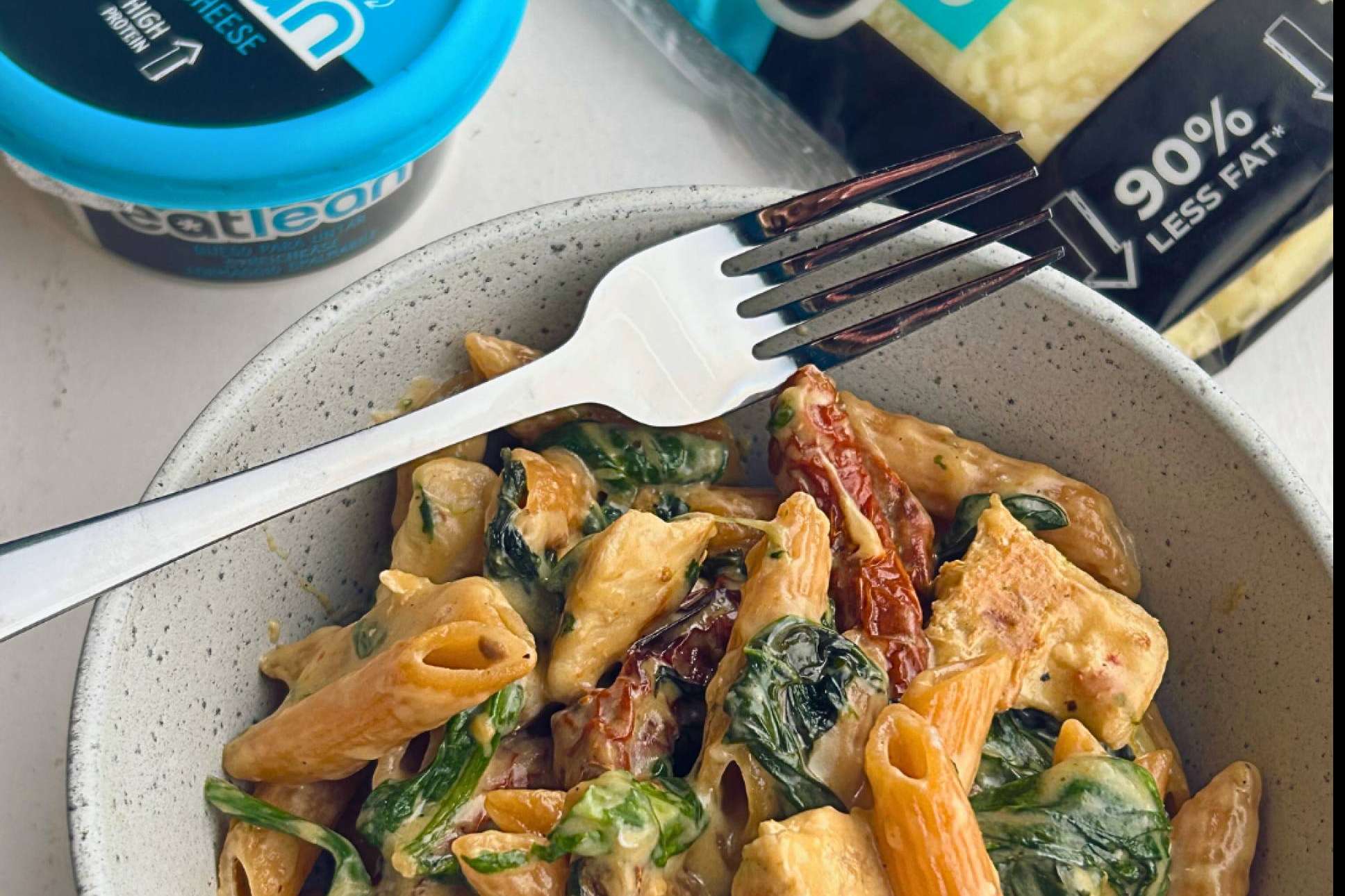 ¿Dónde adquirir un queso saludable, rico en proteínas y con solo un 3 % de grasa? Eatlean
