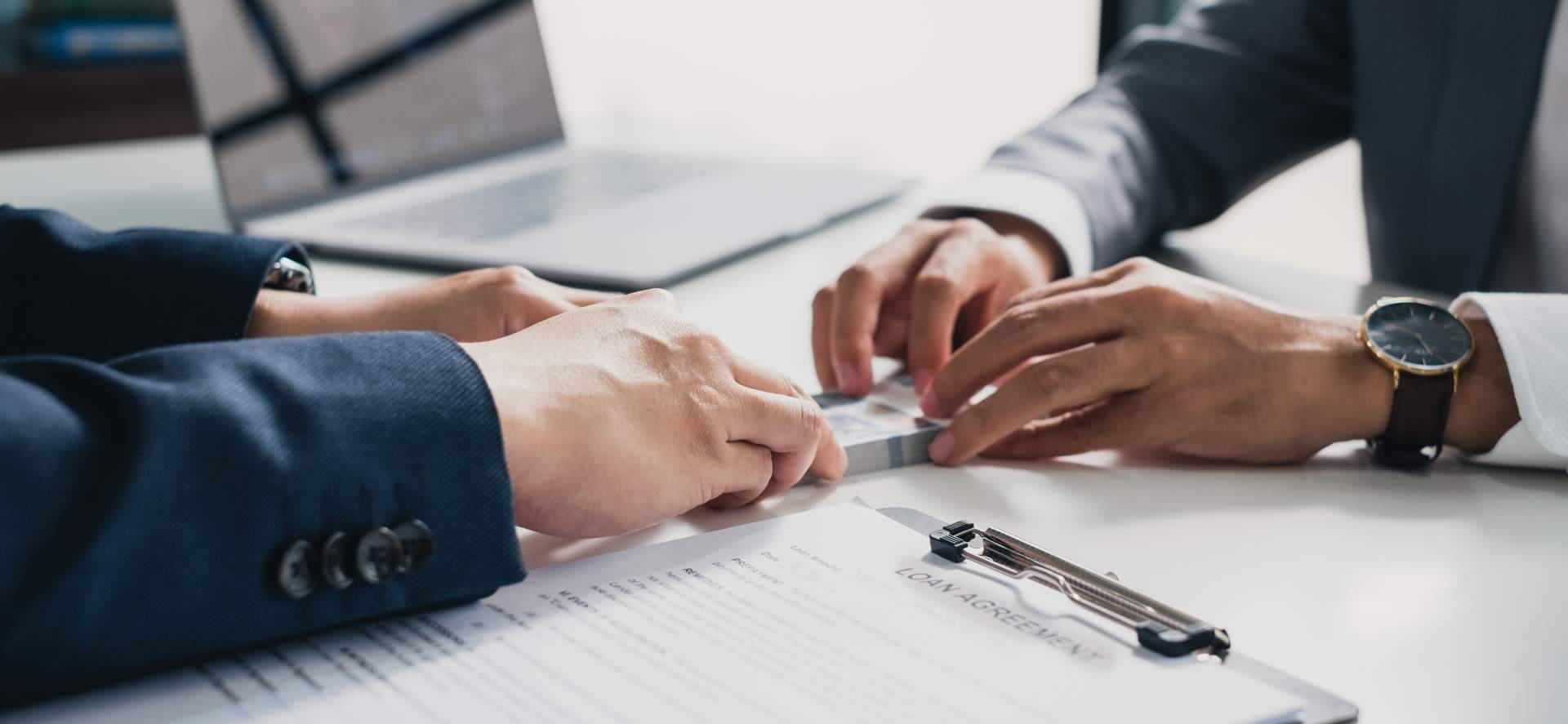 El préstamo para unificar deudas, por BirdCapital