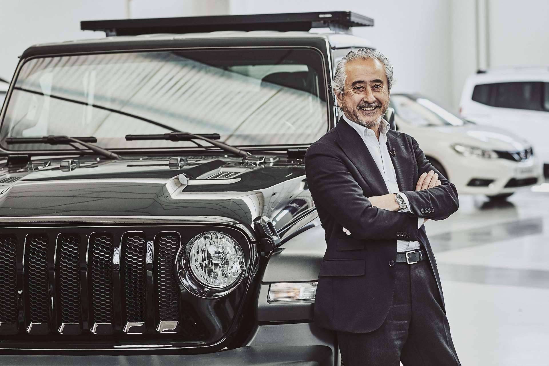 La elección a la hora de comprar un coche de segunda mano; supermercados del motor vs. expertos