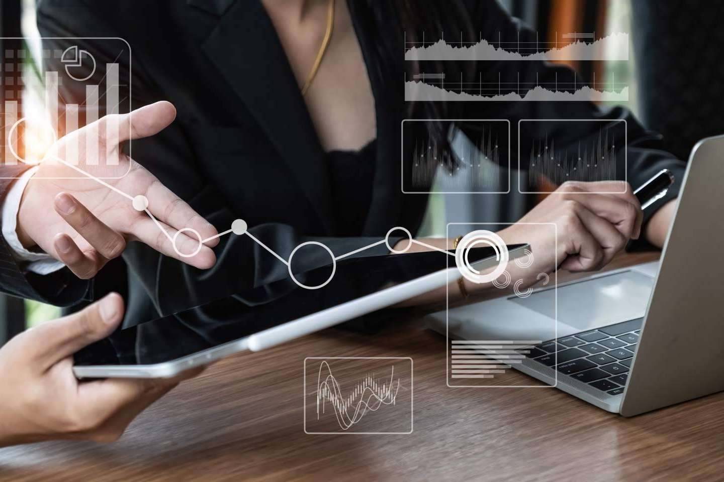 Elite Wave Assessors ofrece servicios de asesoría para empresas y autónomos en Palma