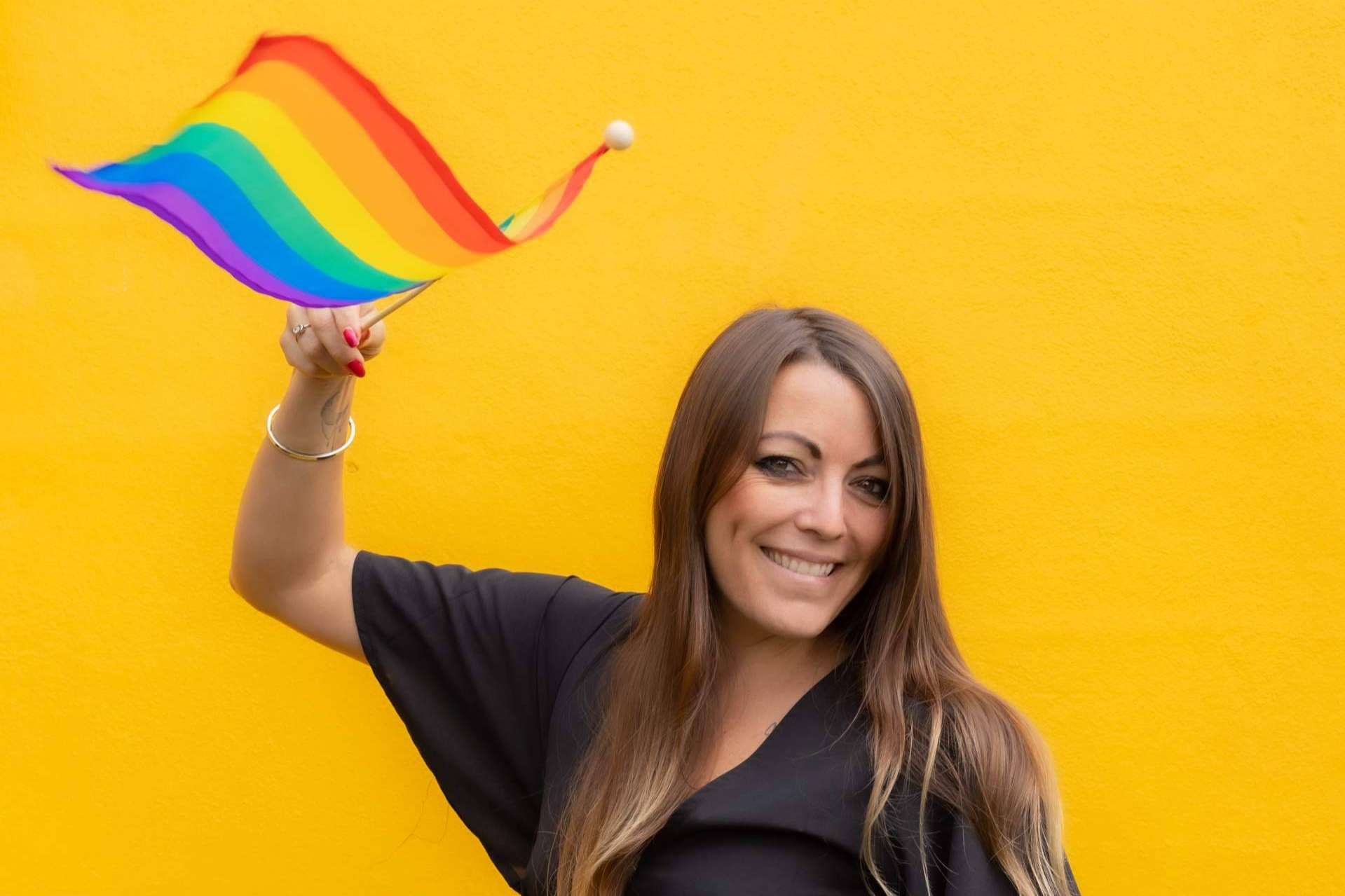 Cómo feminizar una voz masculina, de la mano de Femivoz