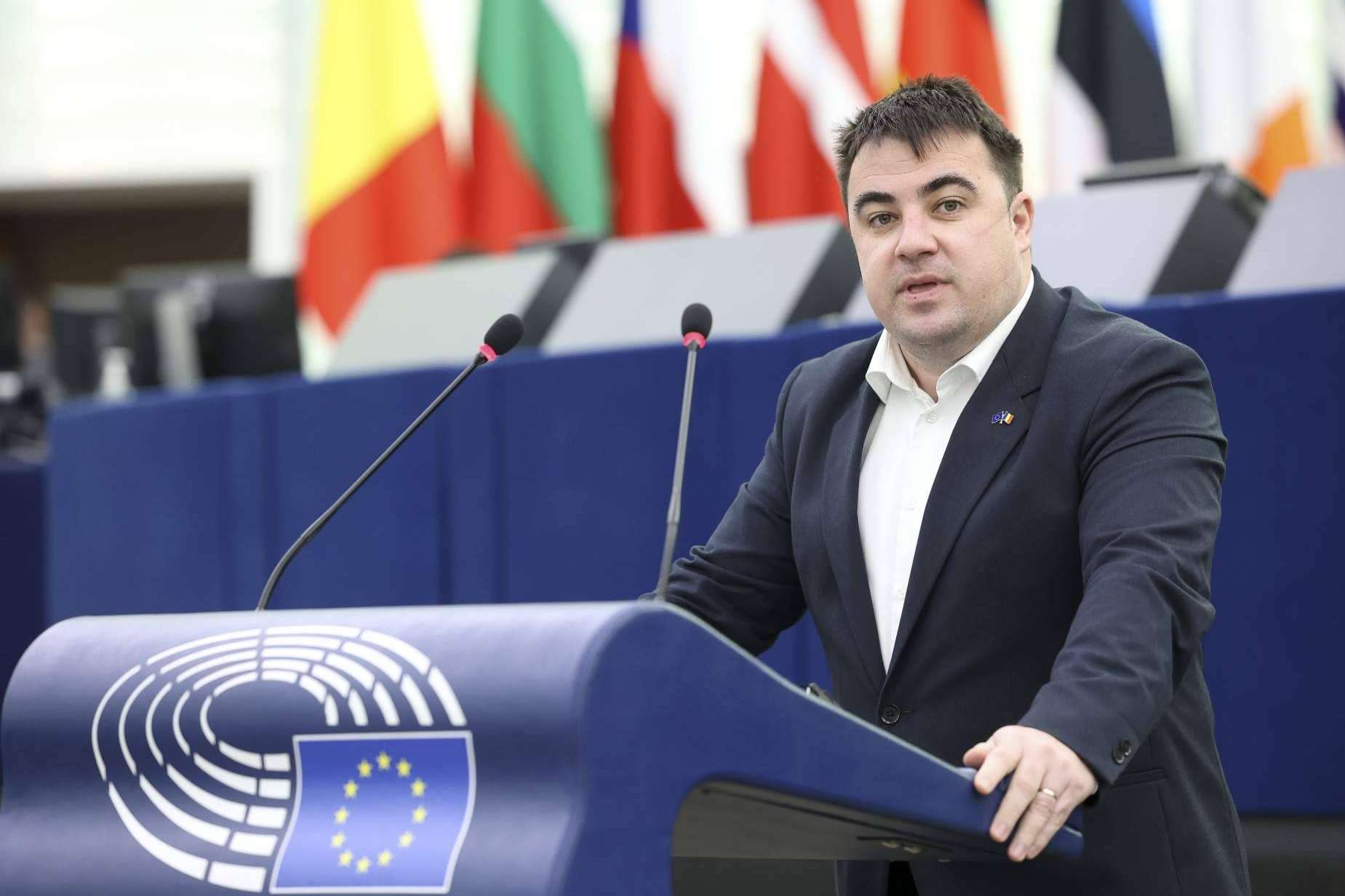 Vlad Botos apoya la doble nacionalidad desde el Parlamento Europeo
