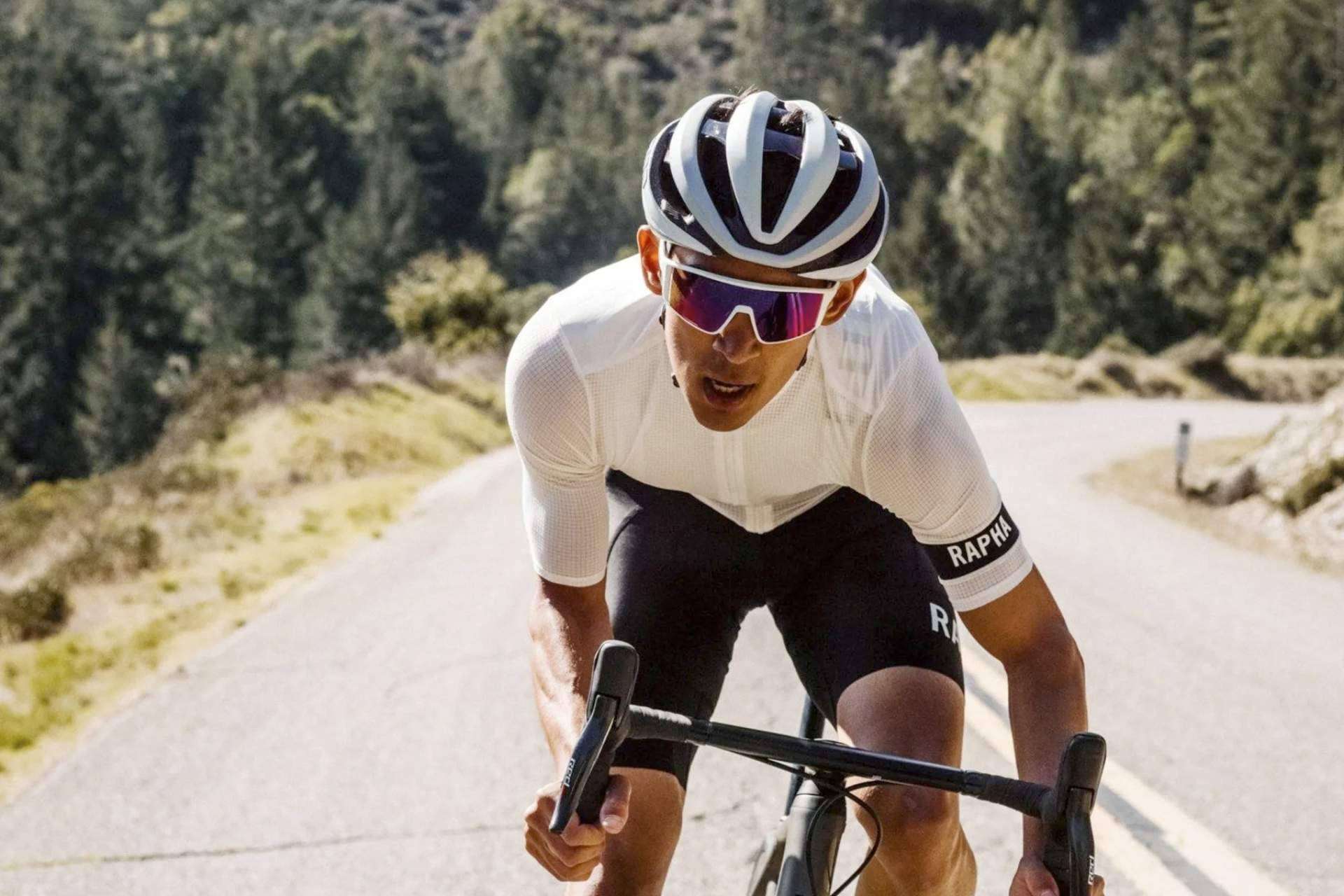 ¿Dónde encontrar gafas de ciclismo que se adaptan a diferentes tipos de luz? Sanferbike