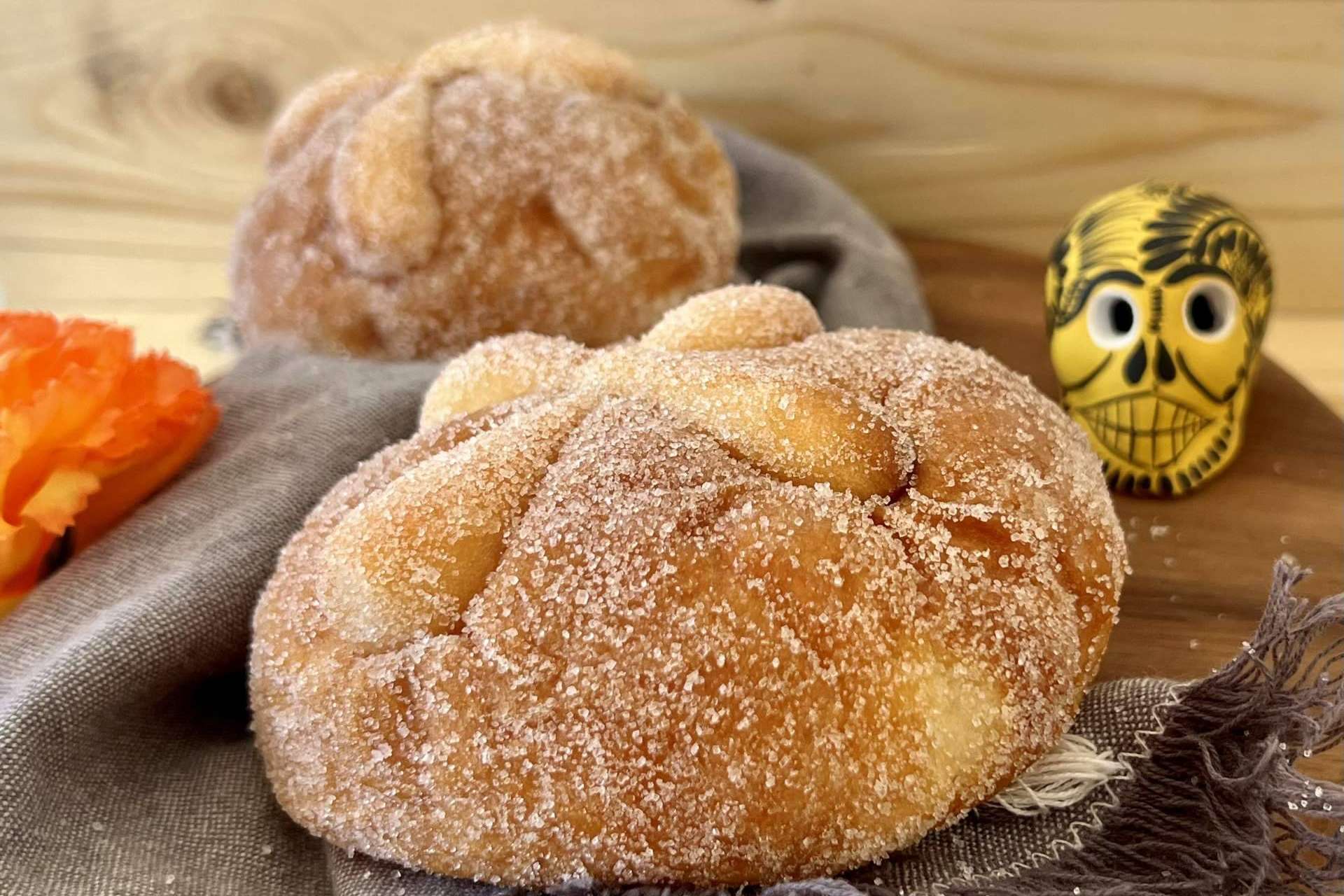 La elaboración del Pan de Muerto de Maíz Maya promueve la celebración del Día de los Muertos