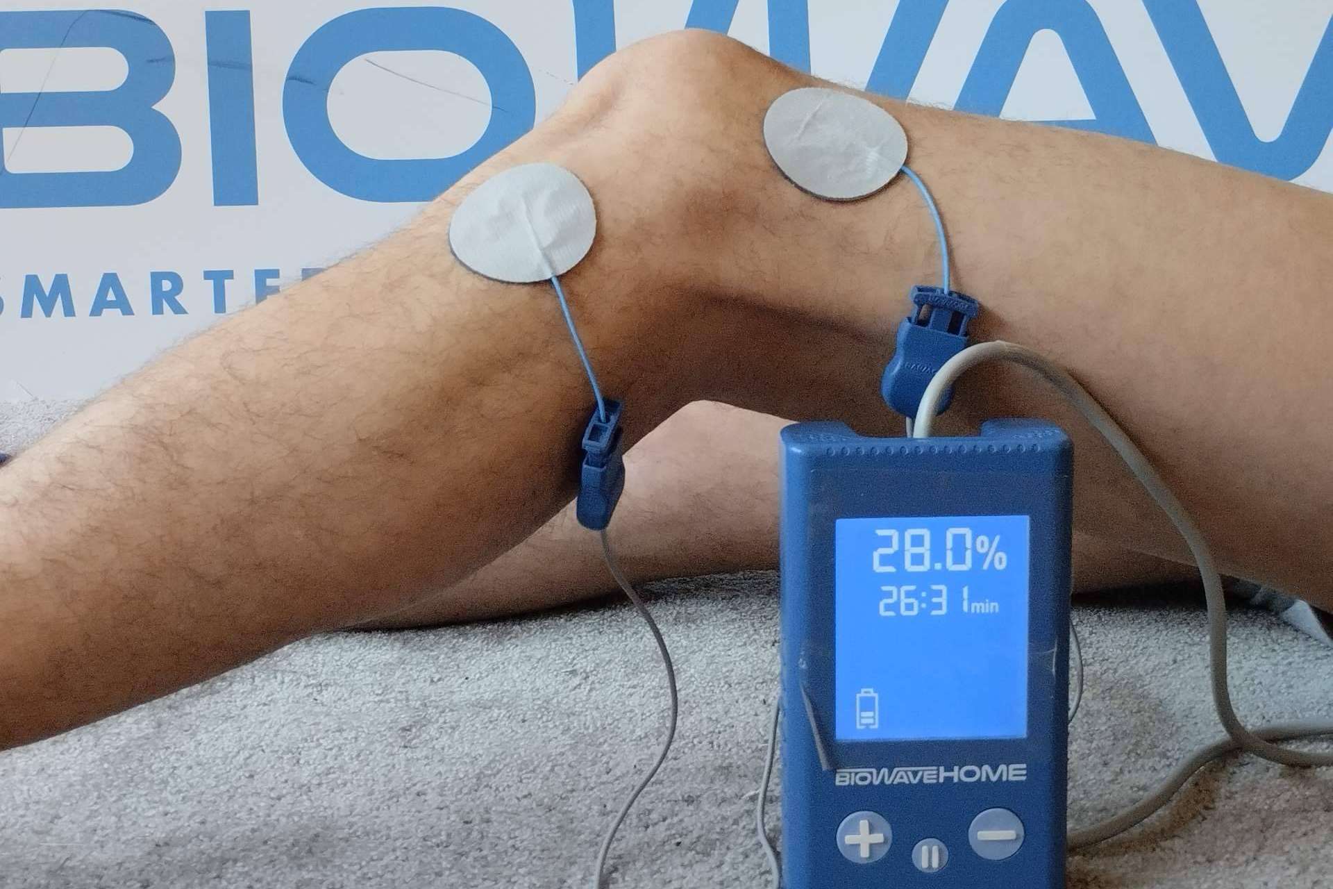 Para quitar los dolores musculares y articulares, BioWave Corporation diseña un equipo