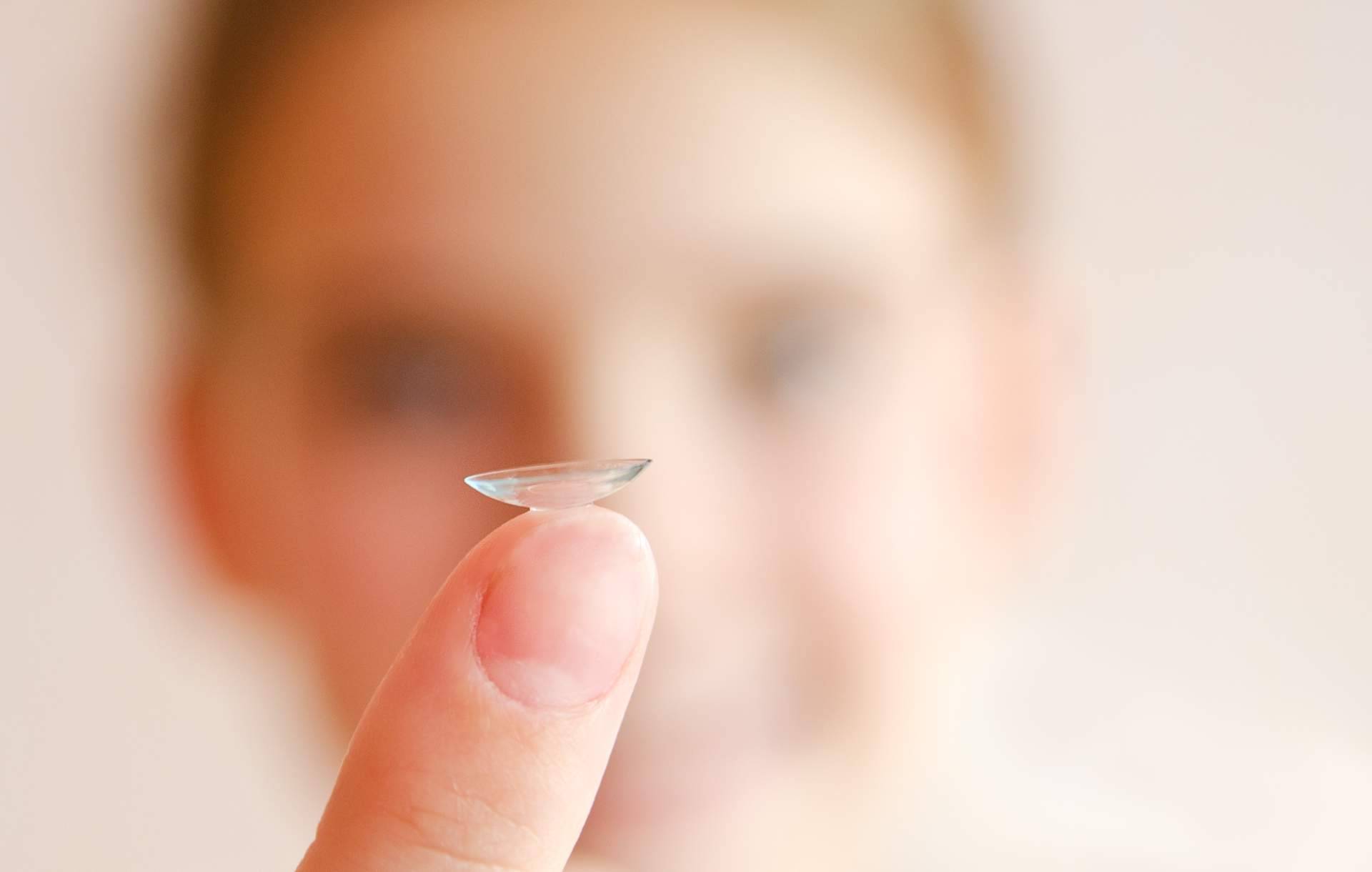 Tips de los especialistas de Lentillasadomicilio.es para aquellos que necesitan lentillas a medida