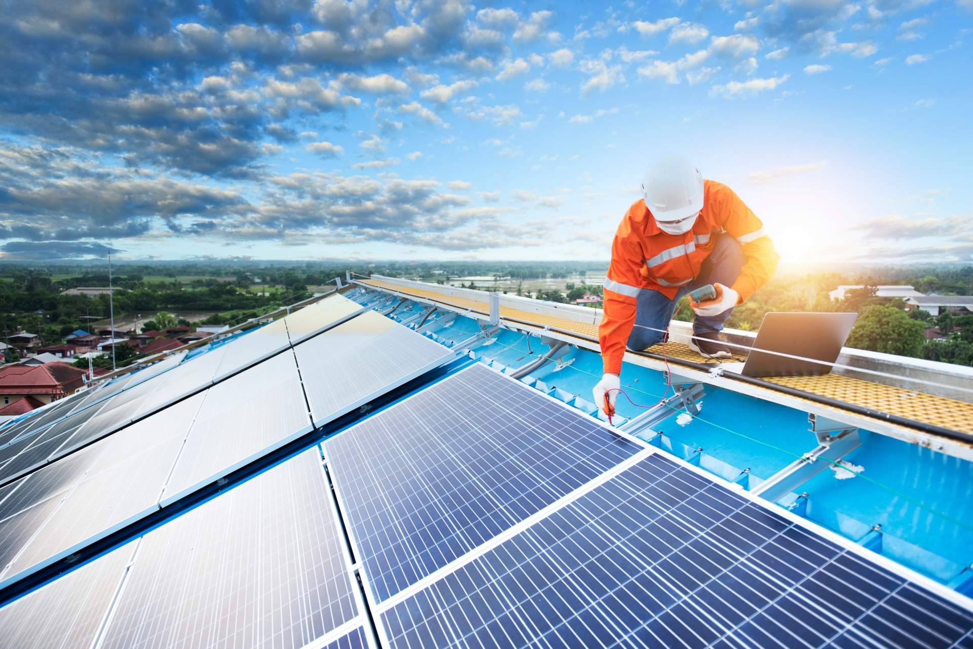 La importancia de las placas solares empresas, por la compañía Grupo MQ