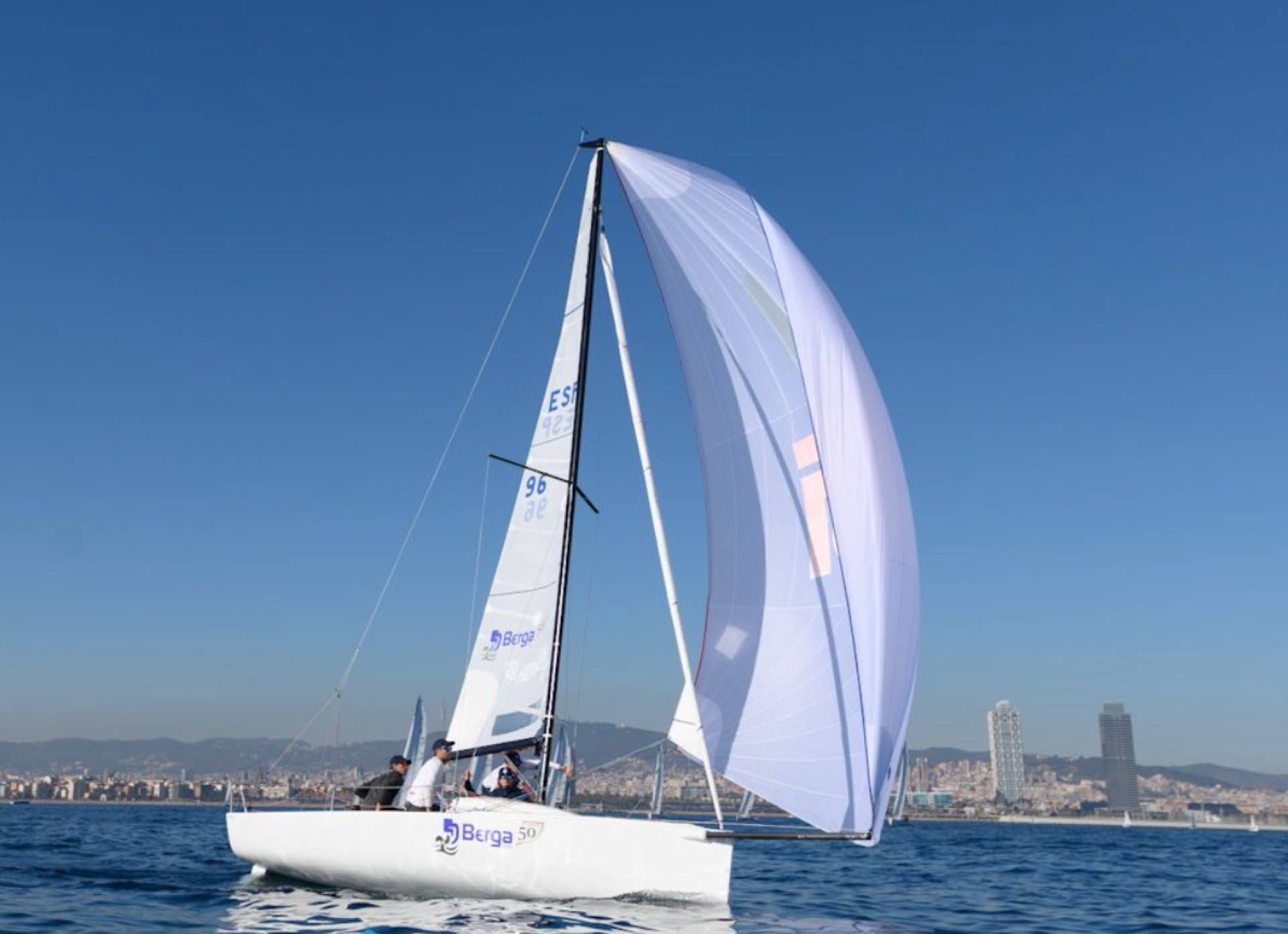 El ganador de la 2ª serie invernal de J70 en Barcelona, el HangTen - Hermanos Berga