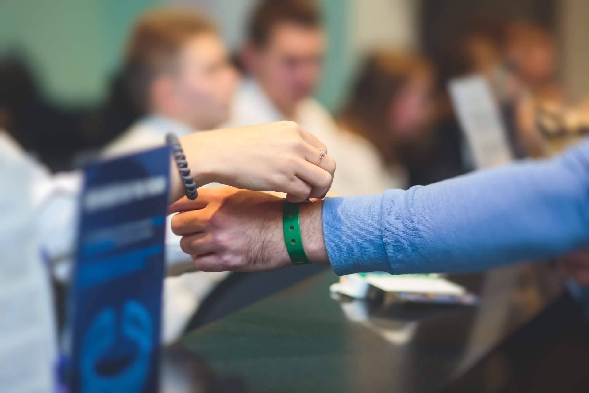 Fabricación de pulseras para eventos de la mano de Pulseras Para Discotecas