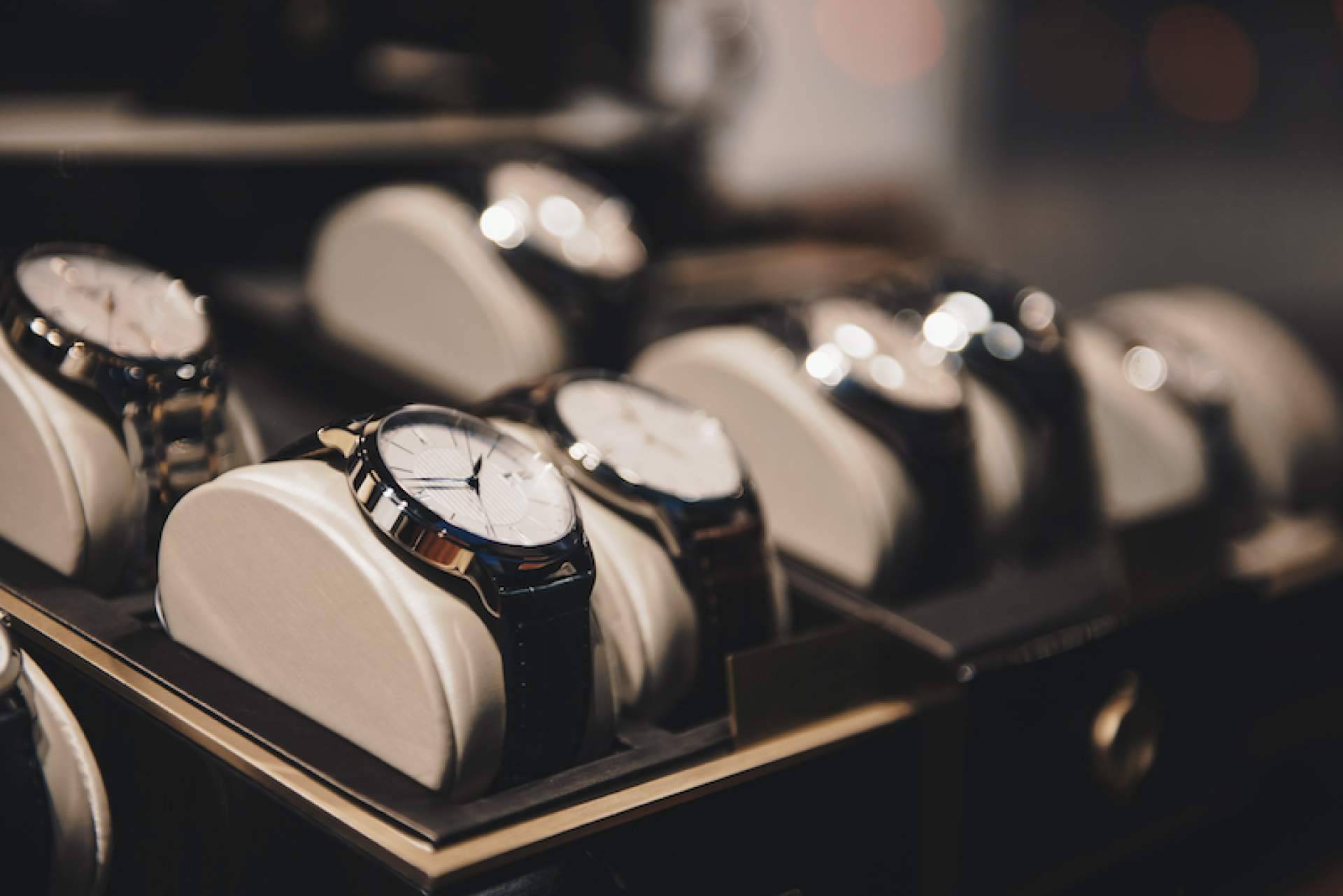 Vender relojes de alta gama Barcelona, con Bonhill