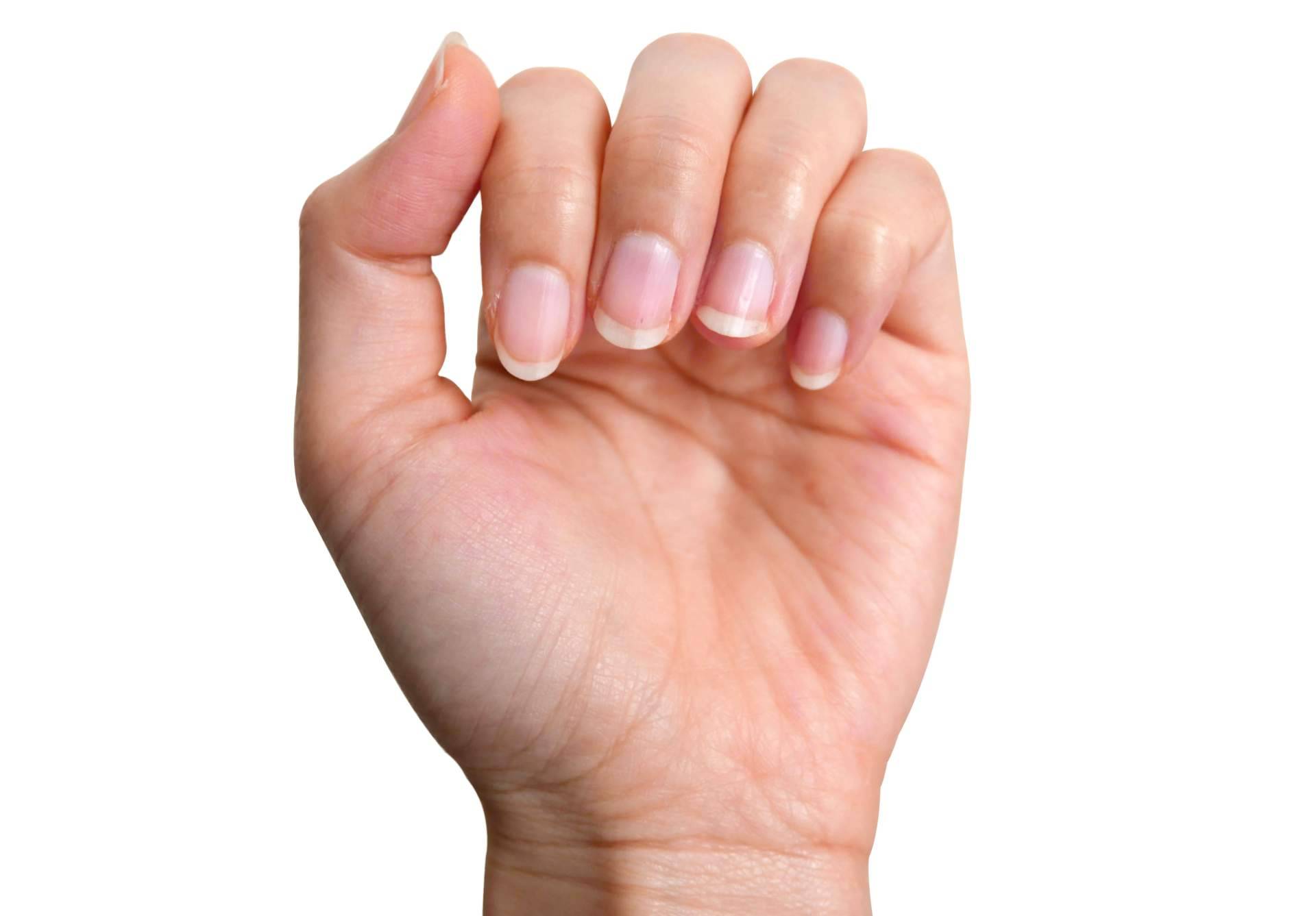 El tratamiento holístico de uñas y cutículas, Lazonail®