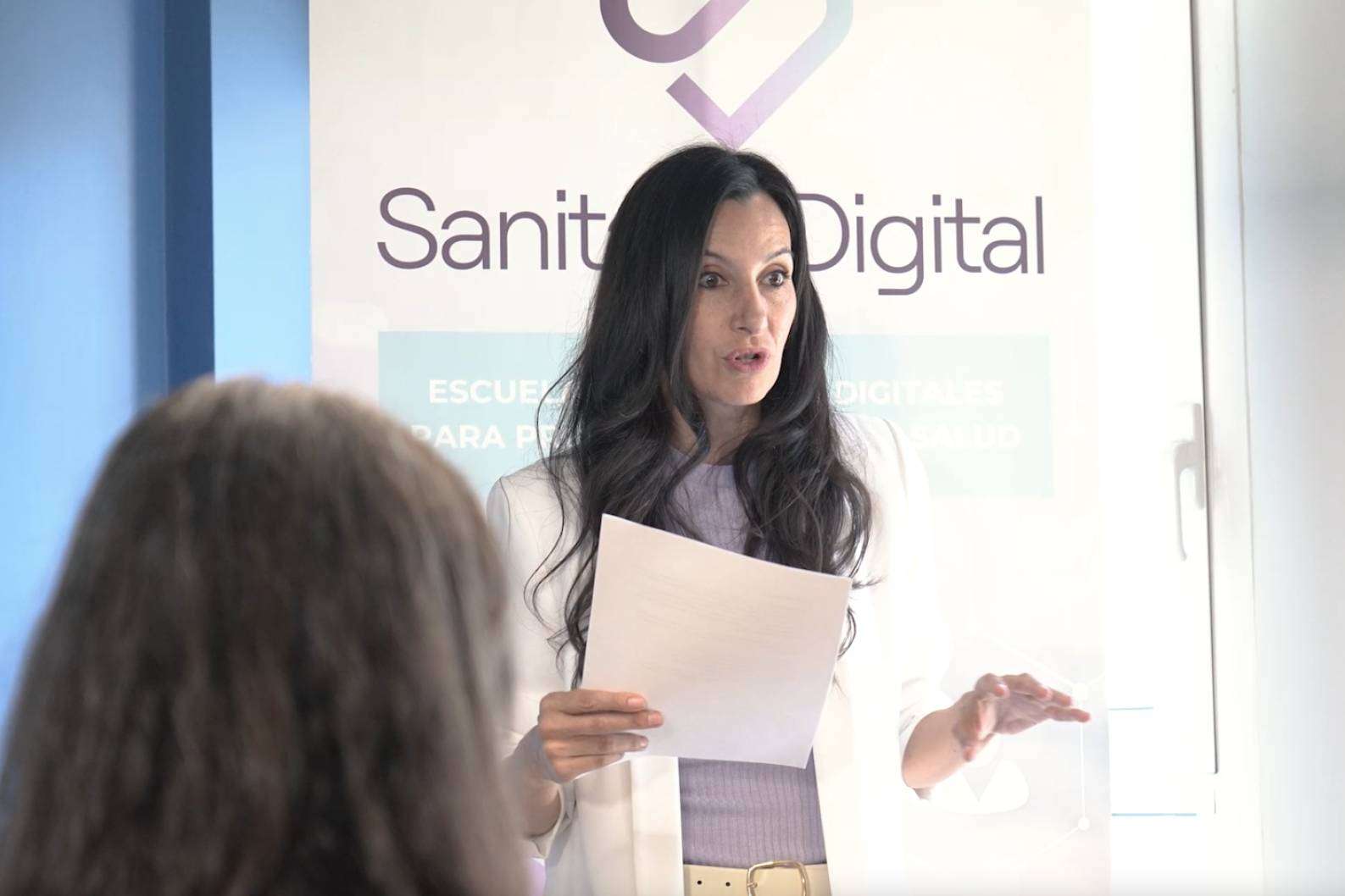 Entrevista a Esther Pérez, CEO de Sanitaria Digital