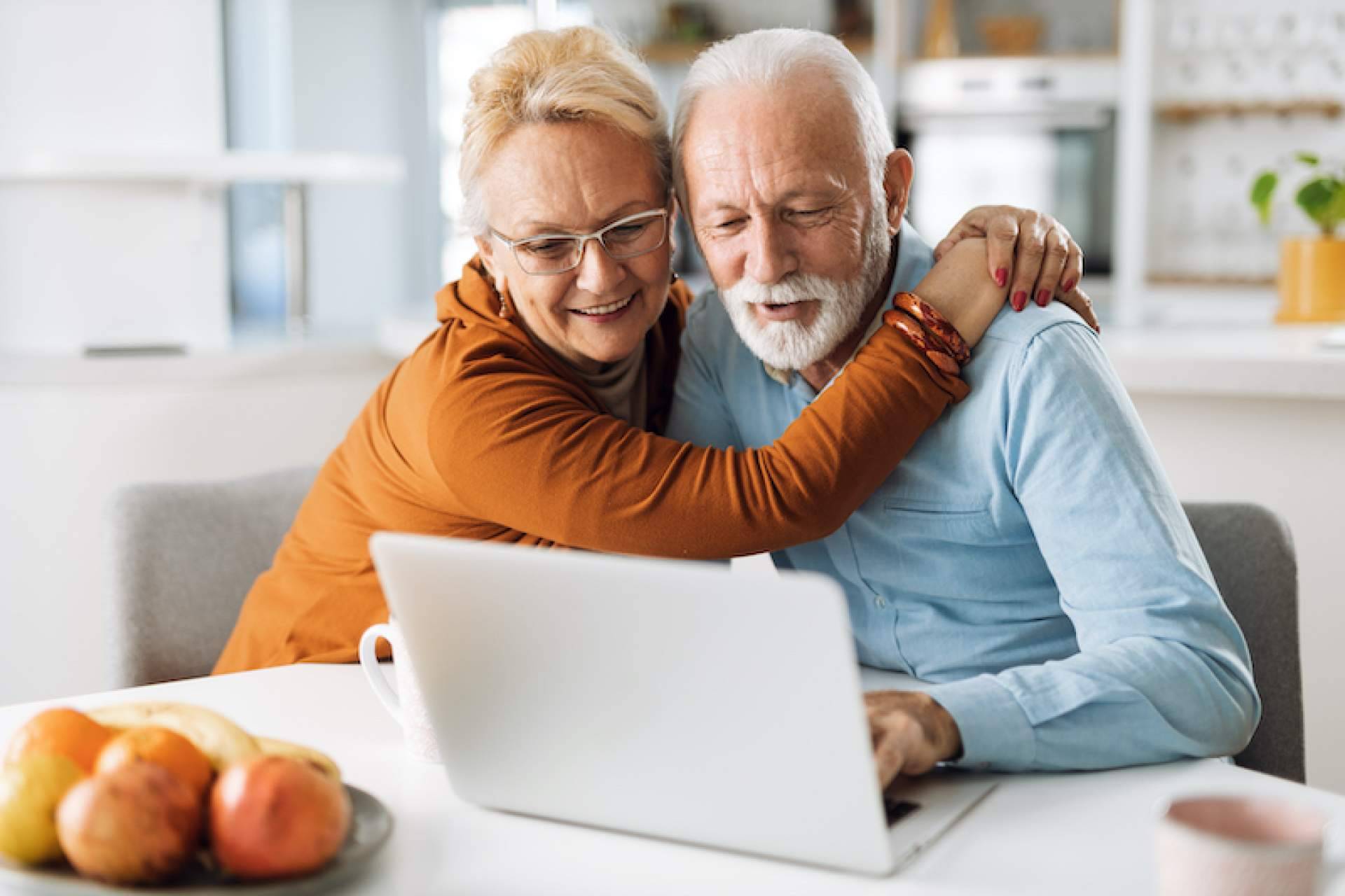 ¿Cómo hacer que una propiedad trabaje para la persona y generar ingresos pasivos?, con LIVE4LIFE