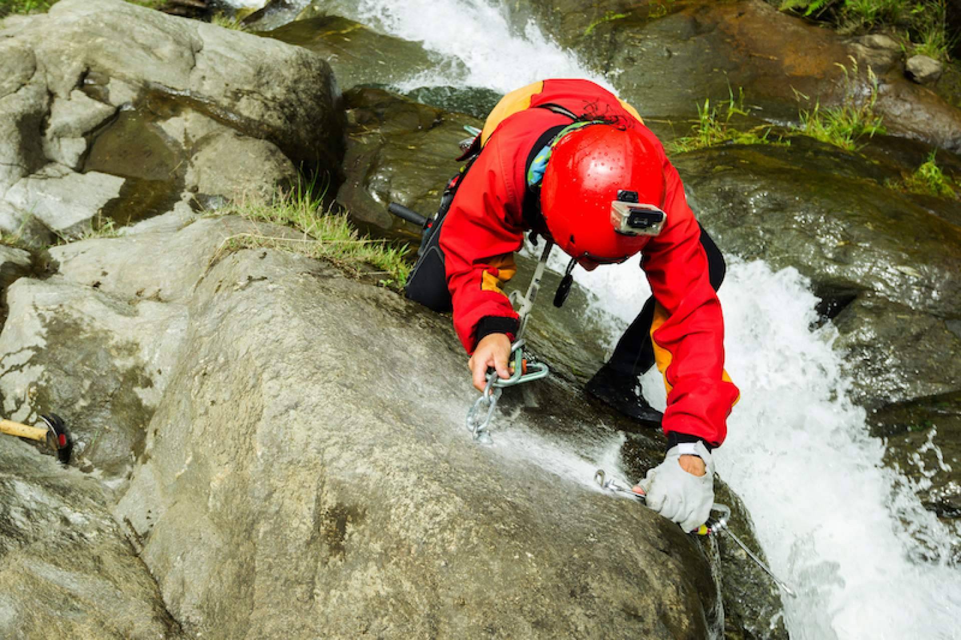 Barranquismo en los cañones de la Sierra de Guara en España, con Canyoning Espagne