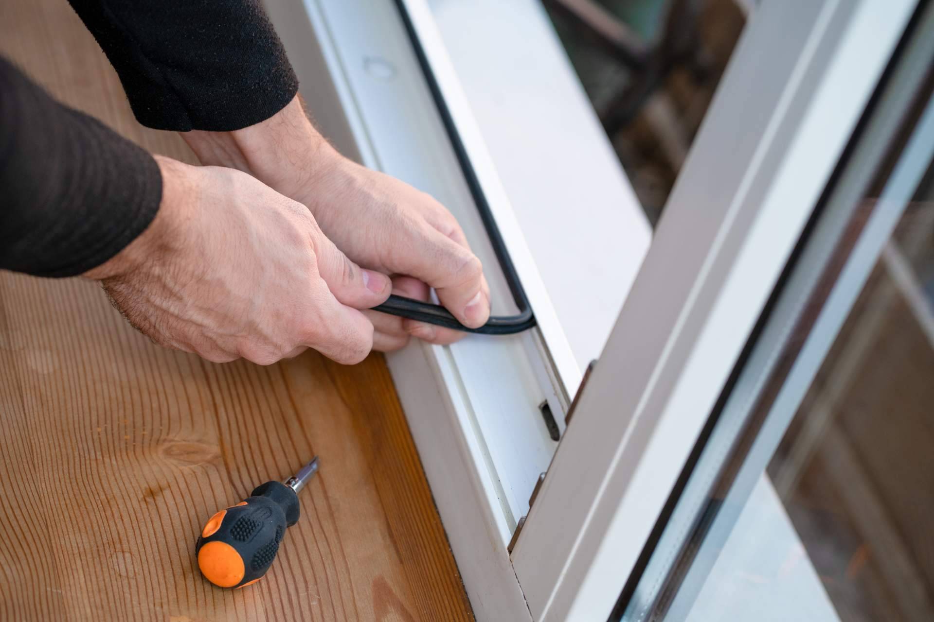 Encontrar servicios de cambio de ventanas en Valencia con Hoco