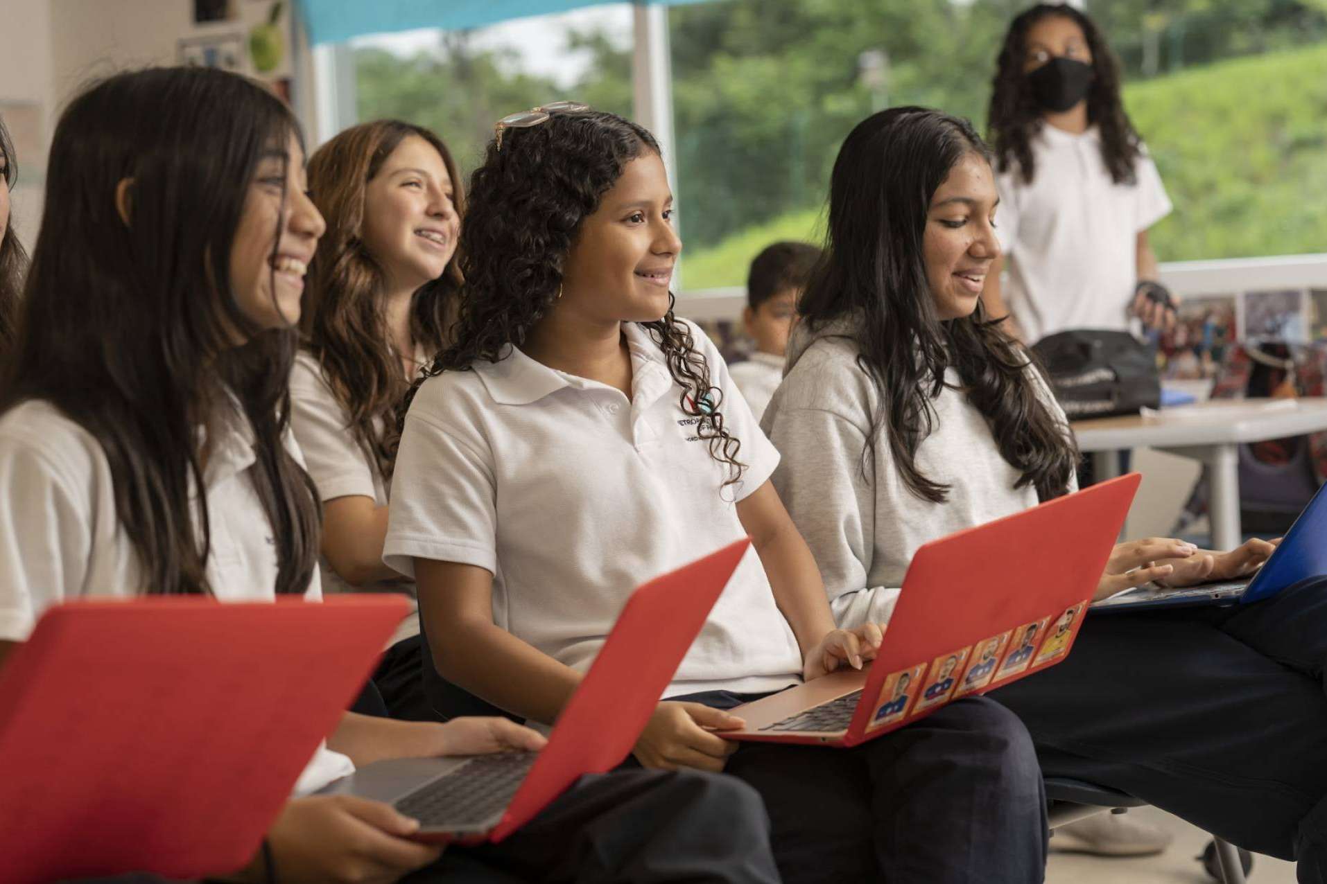 Excelencia educativa objetiva en MET, una de las mejores escuelas en Panamá
