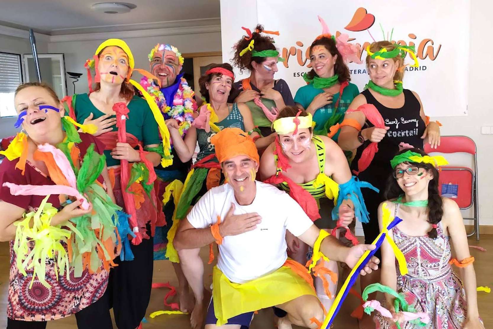 La Escuela de Risoterapia de Madrid ofrece un programa de vacaciones que permite experimentar los beneficios de esta práctica