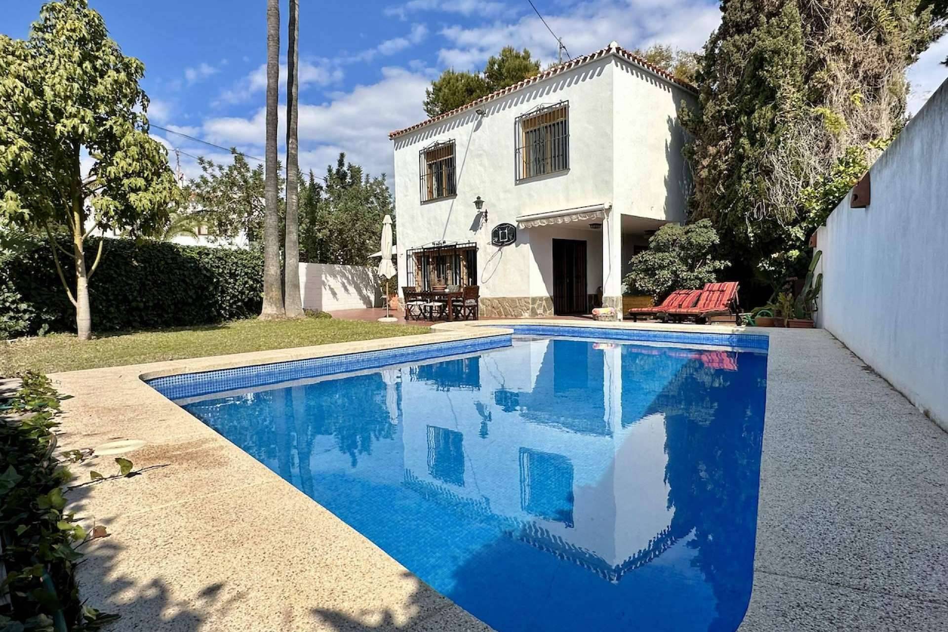 Las ventajas y el lujo de vivir en el Albir