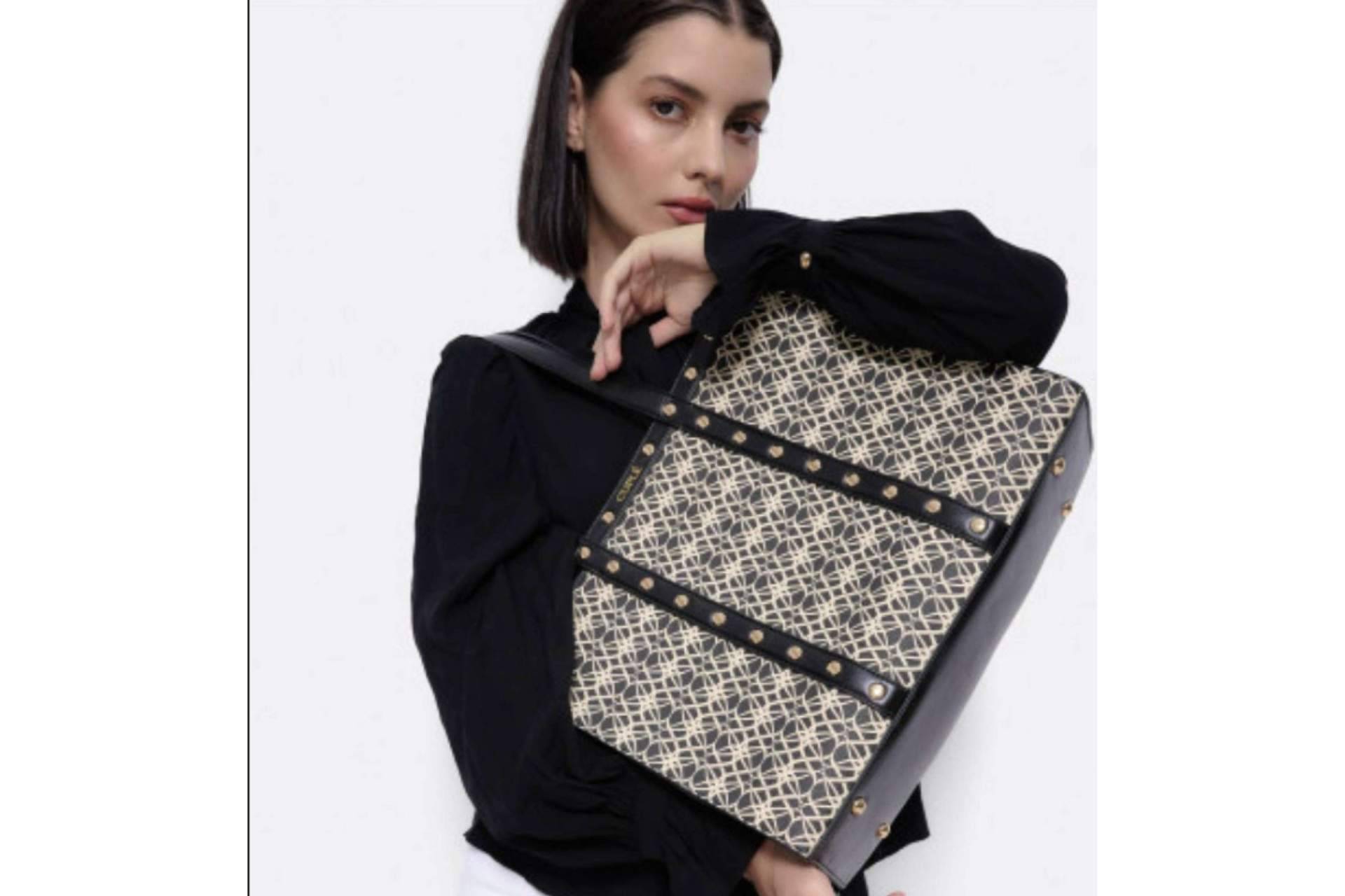 Regalar un bolso Cuplé; esta Navidad se puede elegir elegancia y distinción