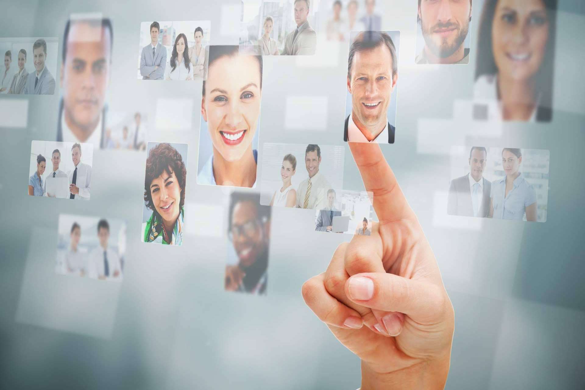 Humanet ayuda a descubrir cómo utilizar el outsourcing para multiplicar los ingresos