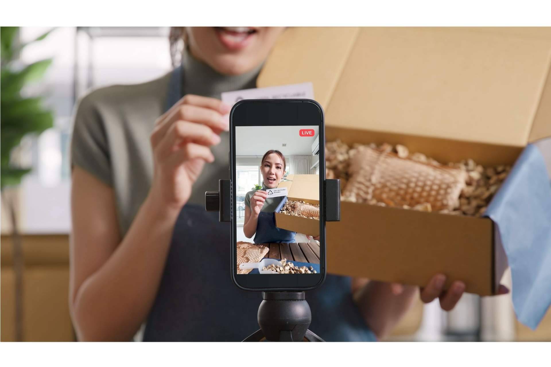 Seguir las tendencias actuales gracias a los servicios de marketing de influencers y kit digital de Ingenium Marketing