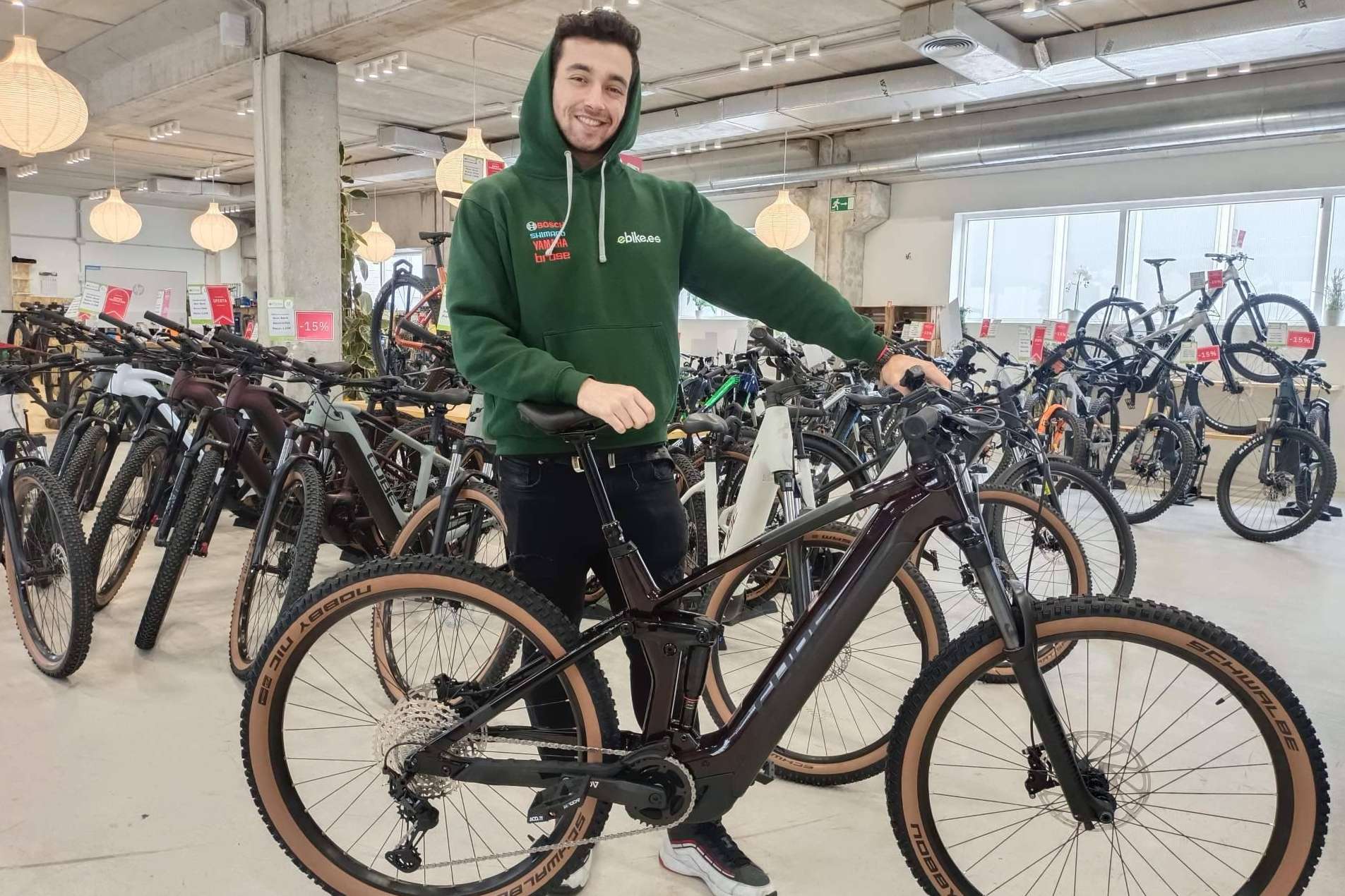 La Cube Stereo Hybrid 140, disponible en eBike.es, se alza como una de las e-MTB más vendidas en España