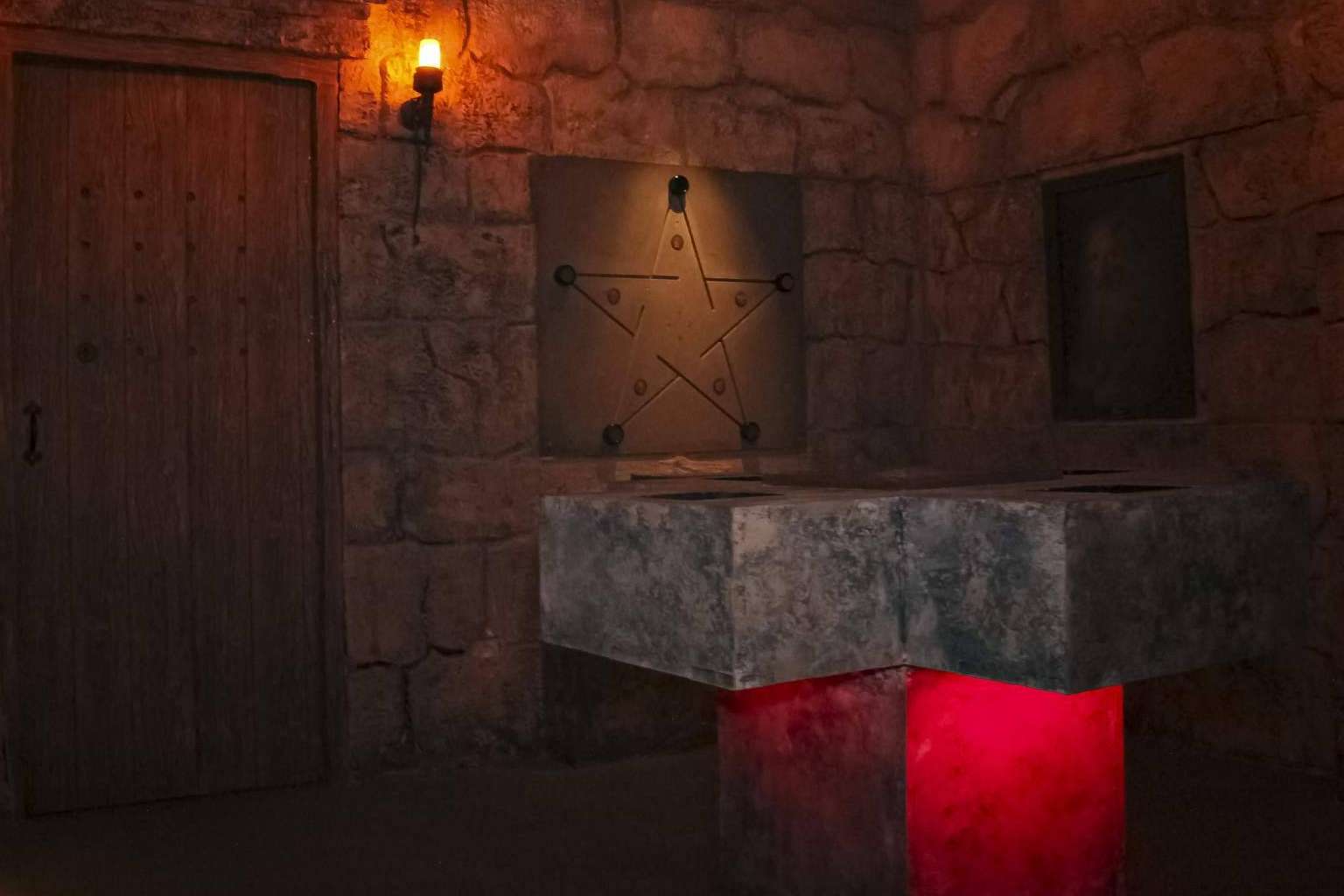 Escapes rooms de aventura como una buena opción de team building en Madrid, Influx Escape Games