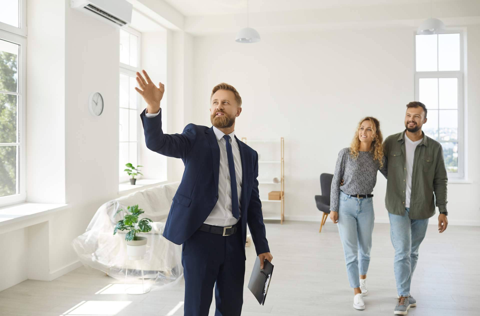 ¿Cuáles son las ventajas de un CRM inmobiliario para la gestión de clientes y propiedades?, de la mano de Vaquero & Workgroups Viviendas