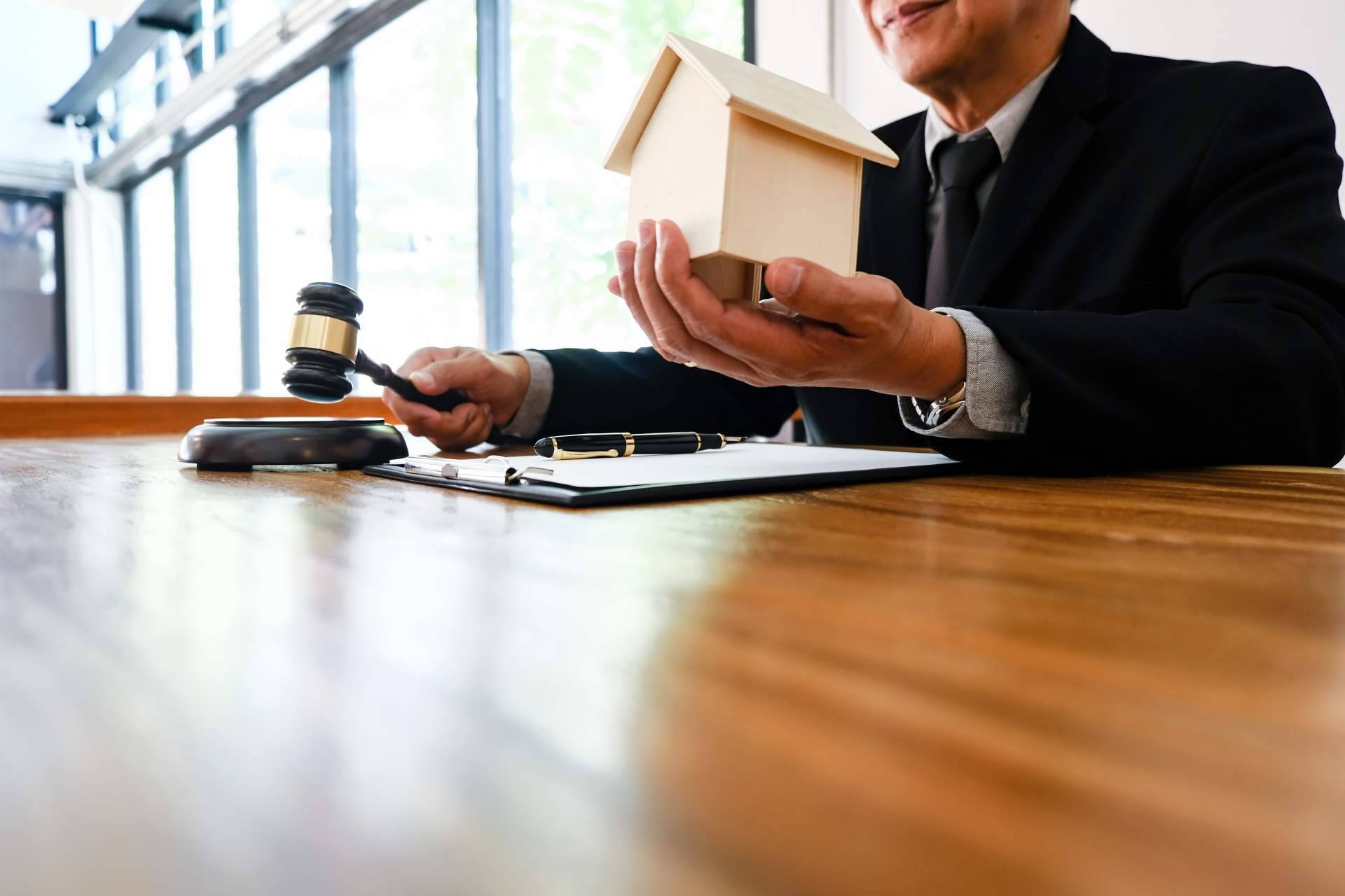 Comprar una propiedad en remate, ¿es realmente una buena idea?