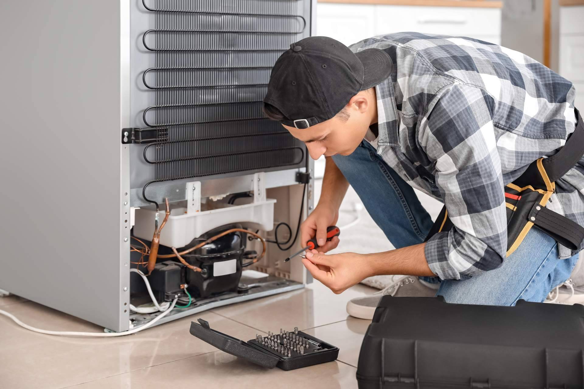En vez de tirar y comprar, la importancia de reparar, por Sator Electrónica