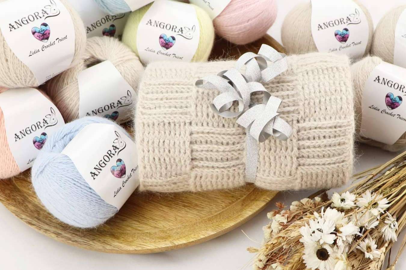 Lidia Crochet Tricot, una marca de hilos textiles usados para manualidades