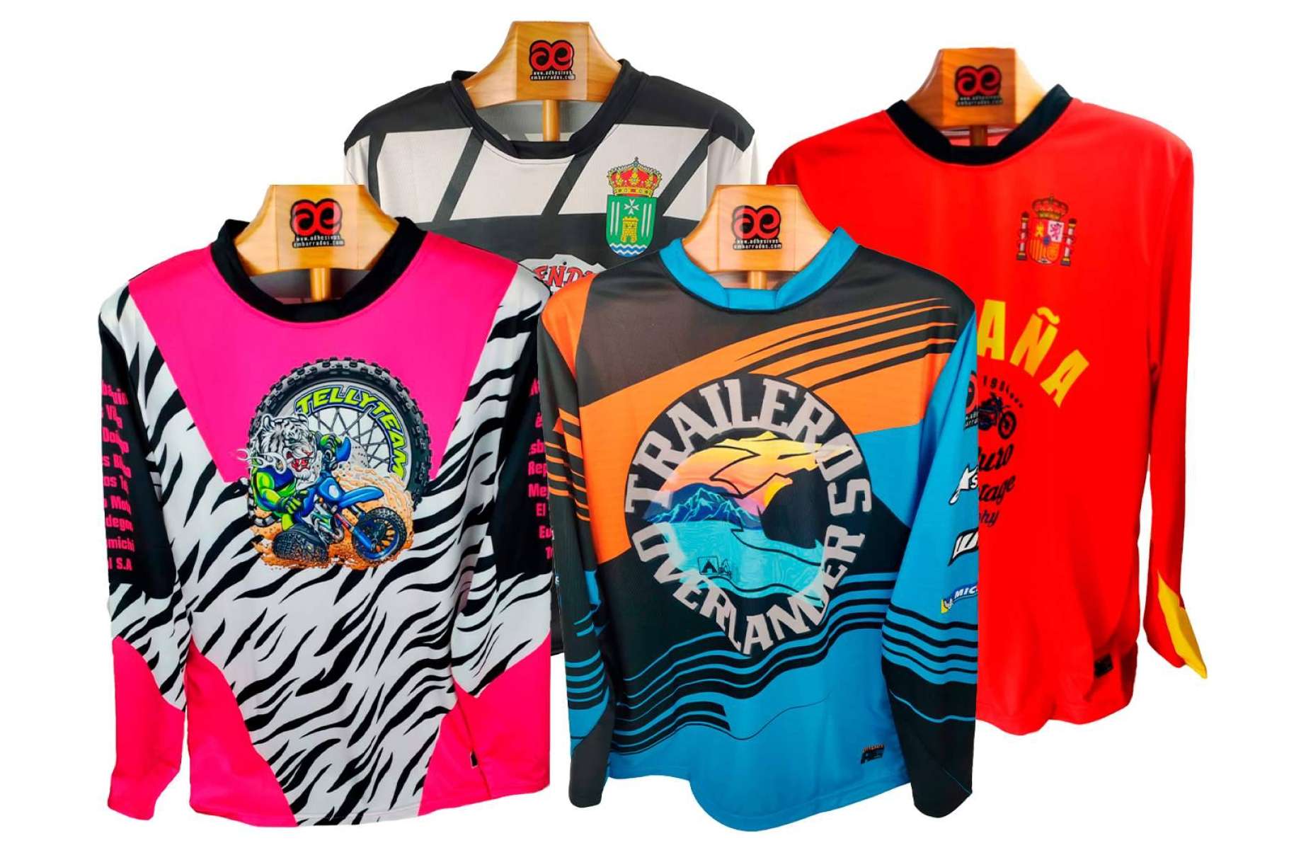 La importancia de la ropa personalizada en una disciplina como el motocross, con ADHESIVOSEMBARRADOS