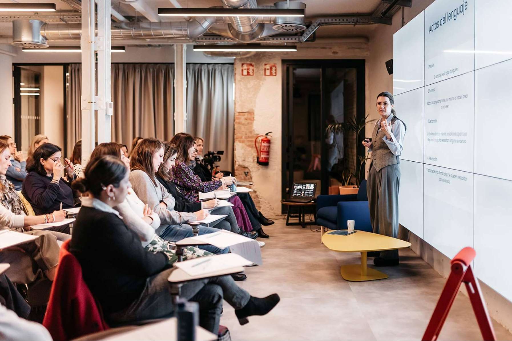 Mastermind ofrece soluciones integrales para eventos corporativos, rodajes y videopodcast en el centro de Madrid