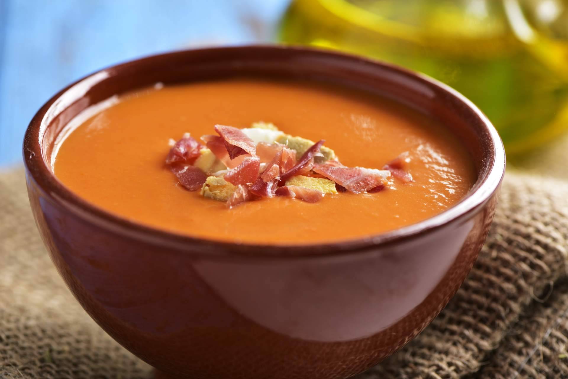 ¿Cuál es la receta del salmorejo cordobés?
