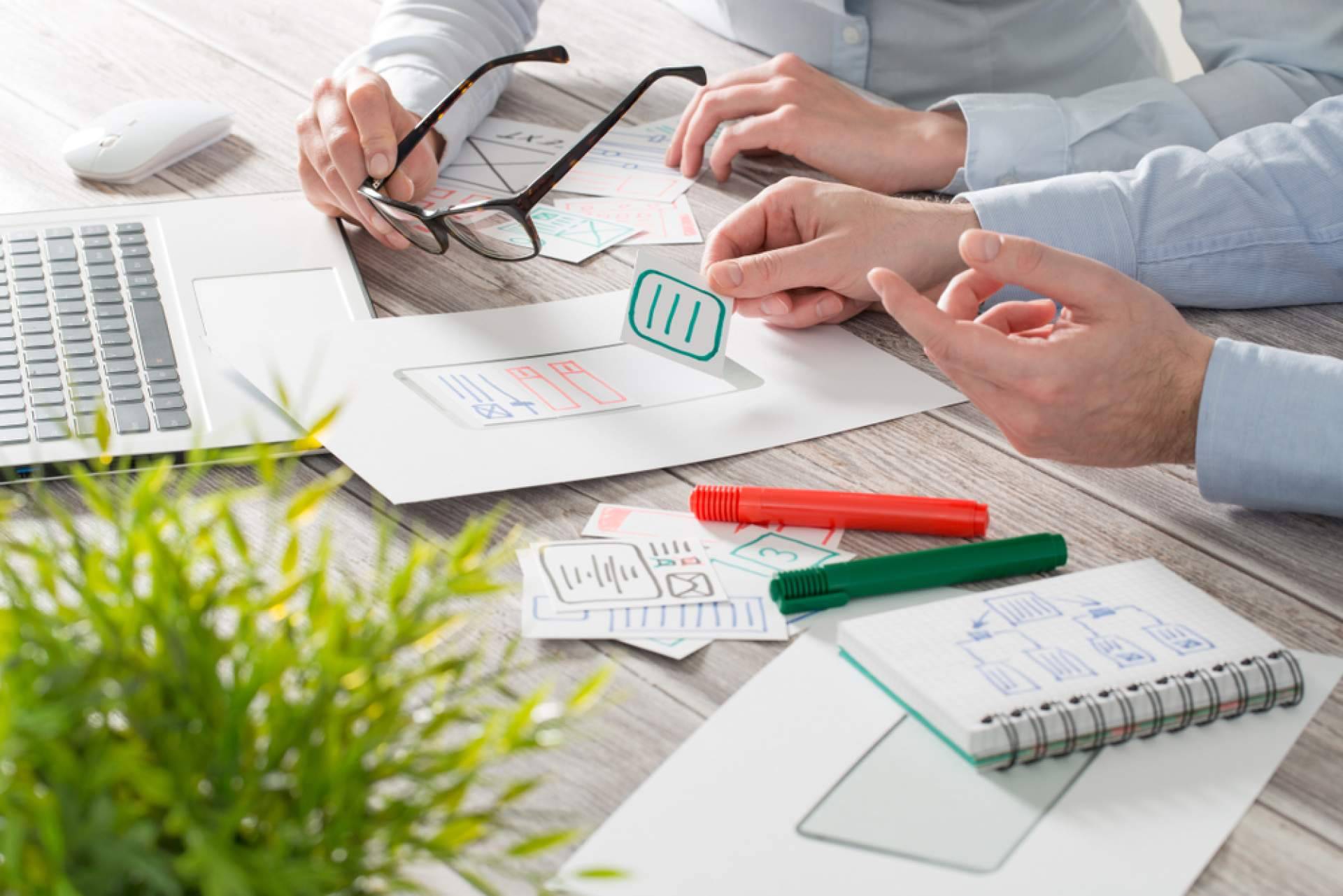 Desarrollo de brand management para negocios, con la empresa Desarrollo Web Total