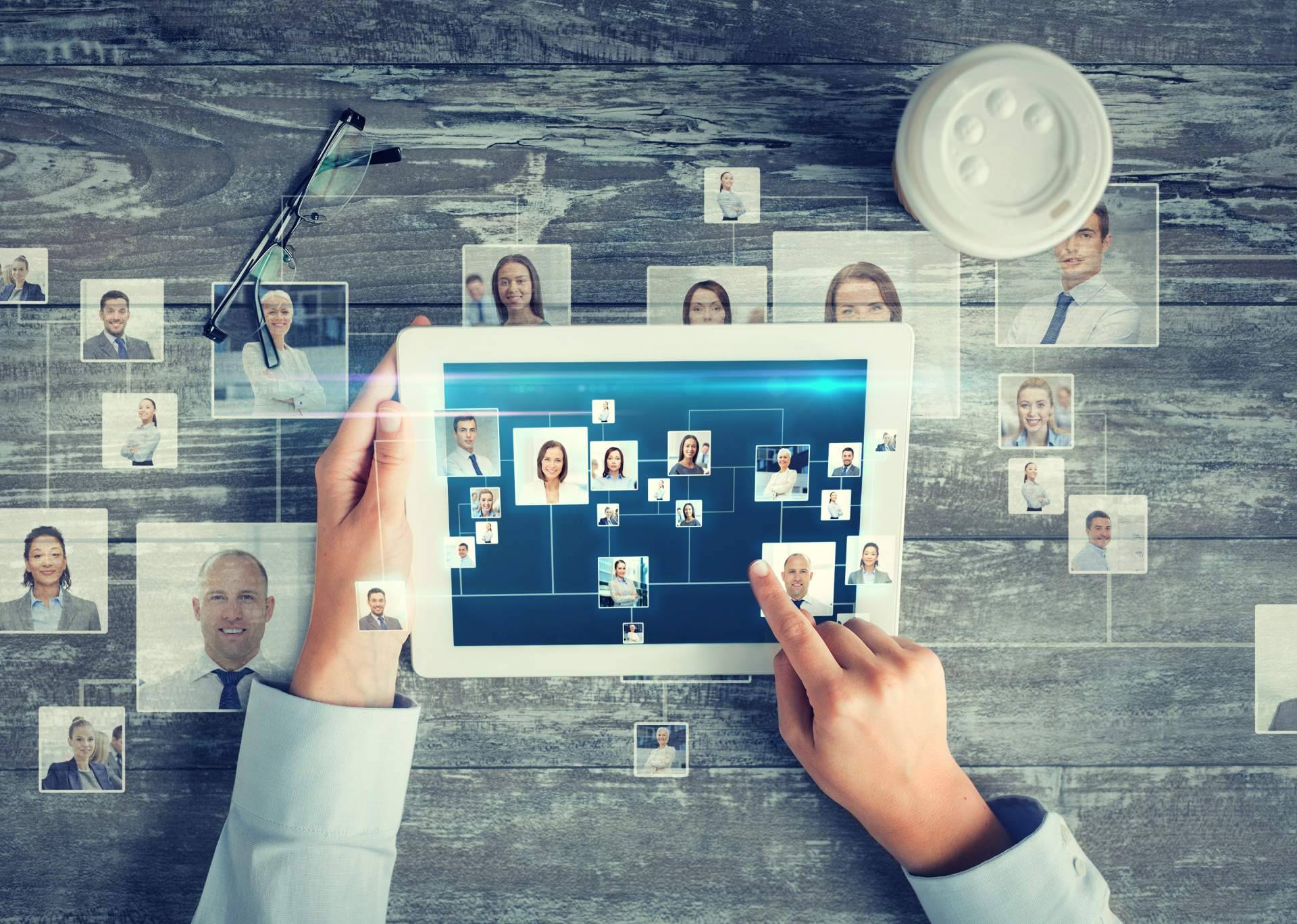 Construir redes profesionales de colaboración en arquitectura e ingeniería con plataformas como Projectum.es